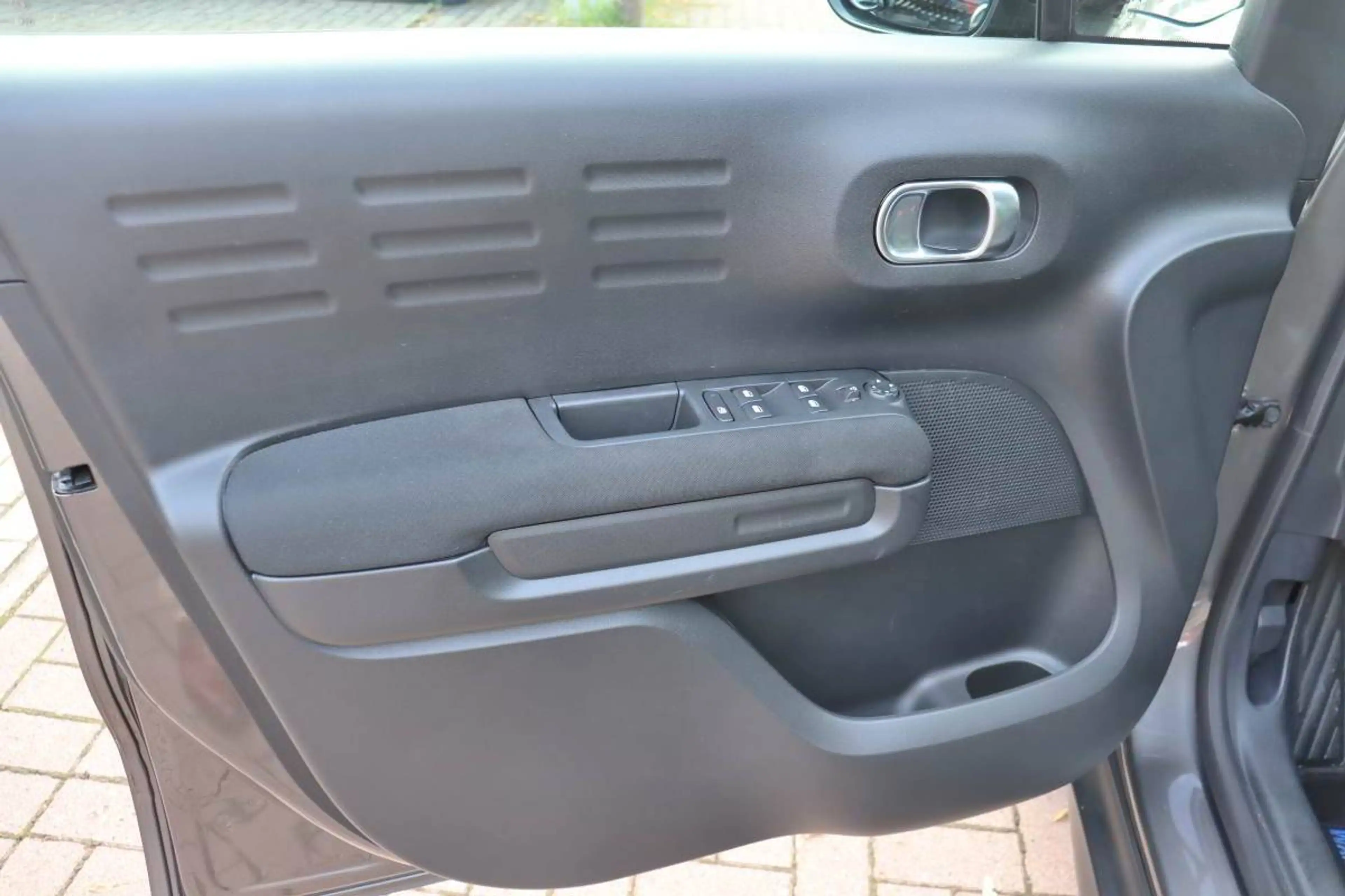 Citroen C3 Aircross Plus — photo 9