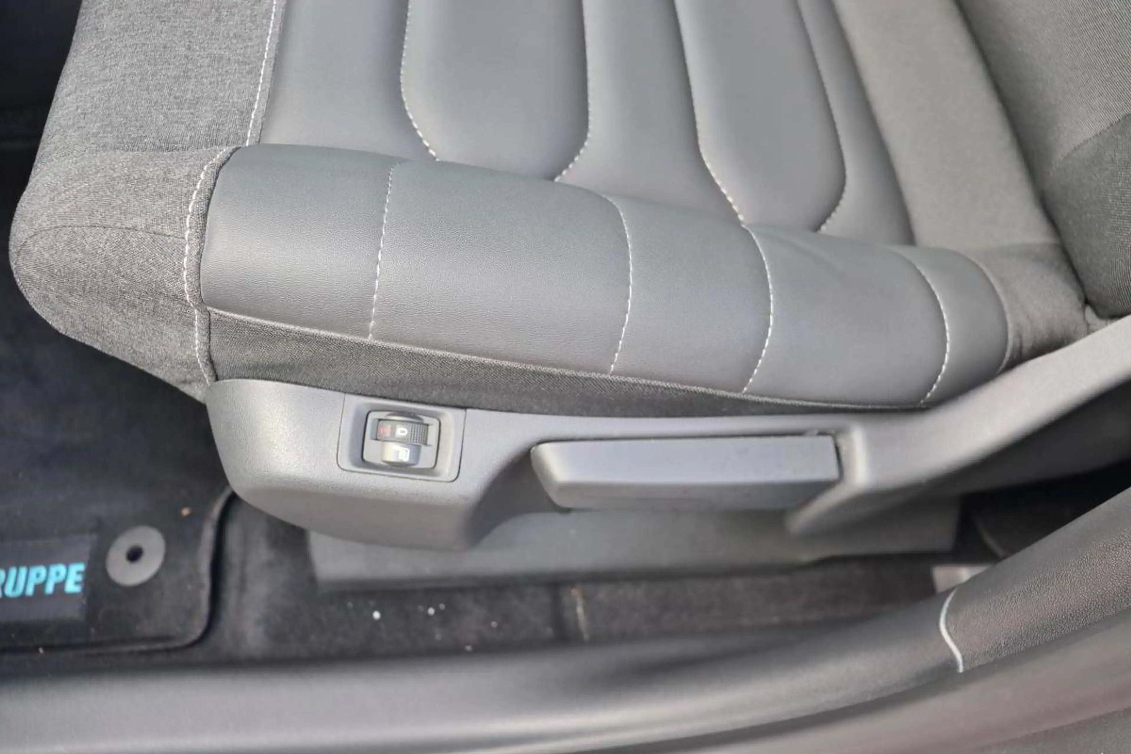Citroen C3 Aircross Plus — photo 12