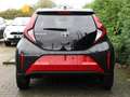 Toyota Aygo X 1.0 Teamplayer ALU SHZ KAMERA KLIMA BT ANDROID APPLE Rood - thumbnail 3