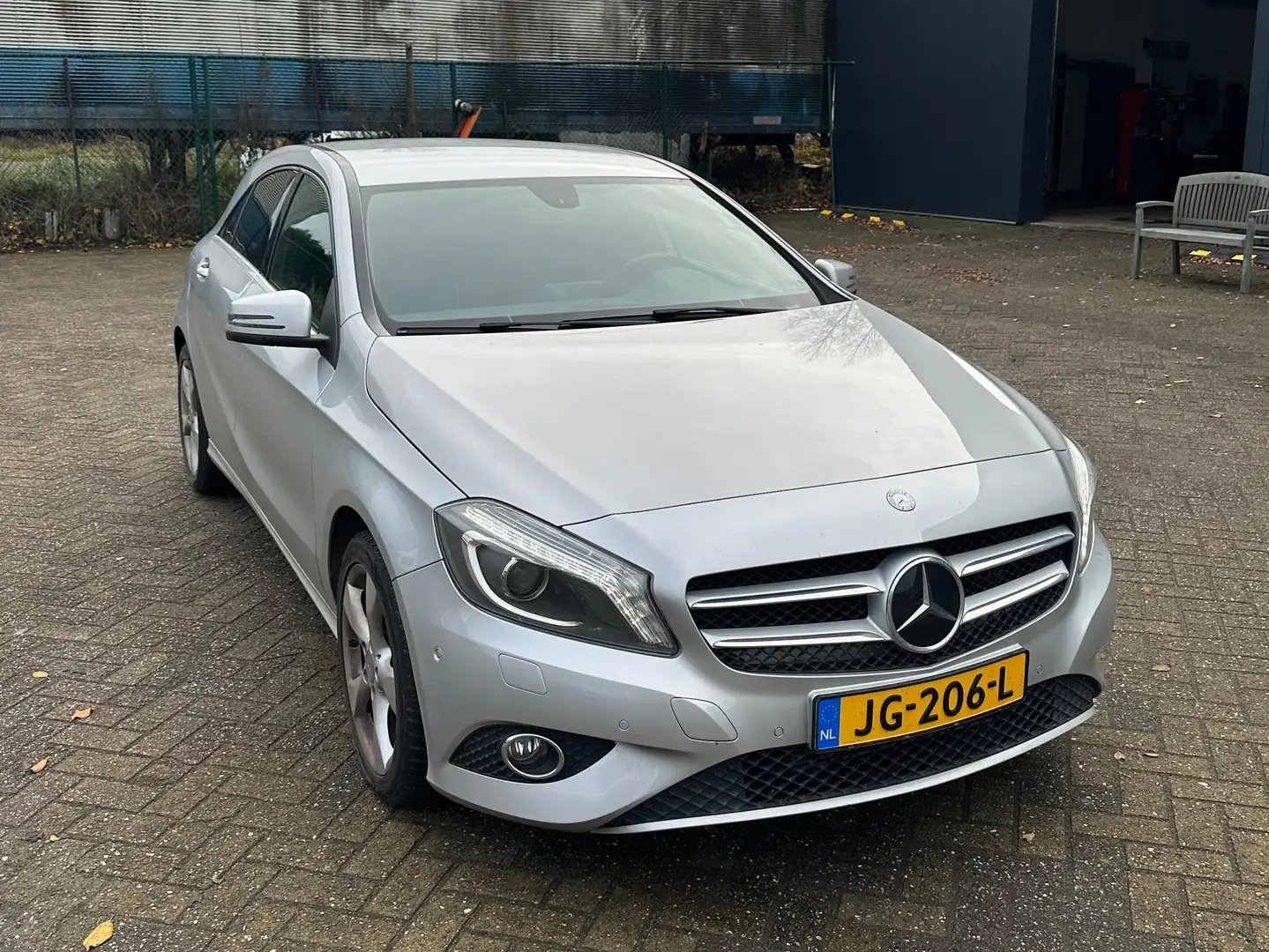 Mercedes-Benz A 180 A 180 Prestige Zilver - 1
