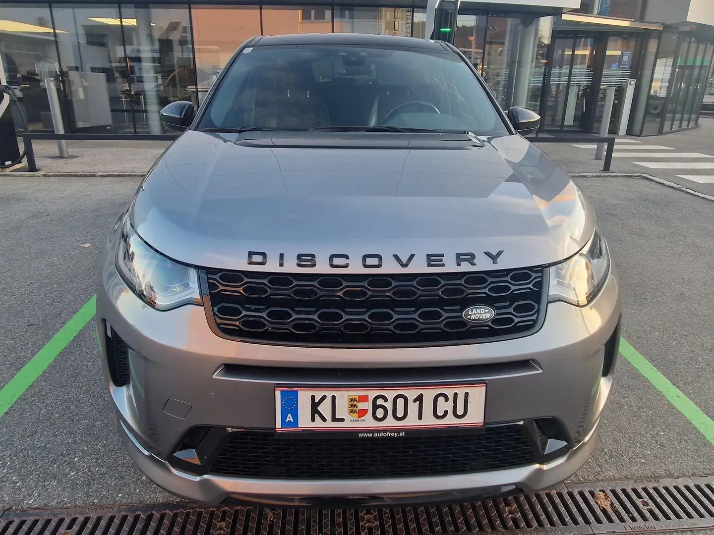 Land Rover Discovery Sport Discovery Sport D150 R-Dynamic SE Mild Hybrid 2020 Grau - 1