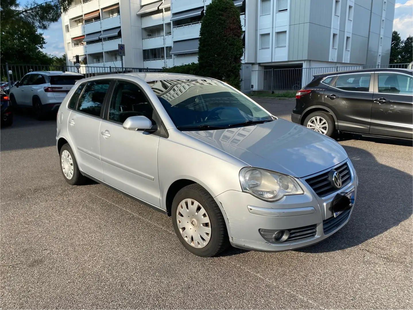 Volkswagen Polo 5p 1.4 tdi Comfortline 80cv Argento - 1