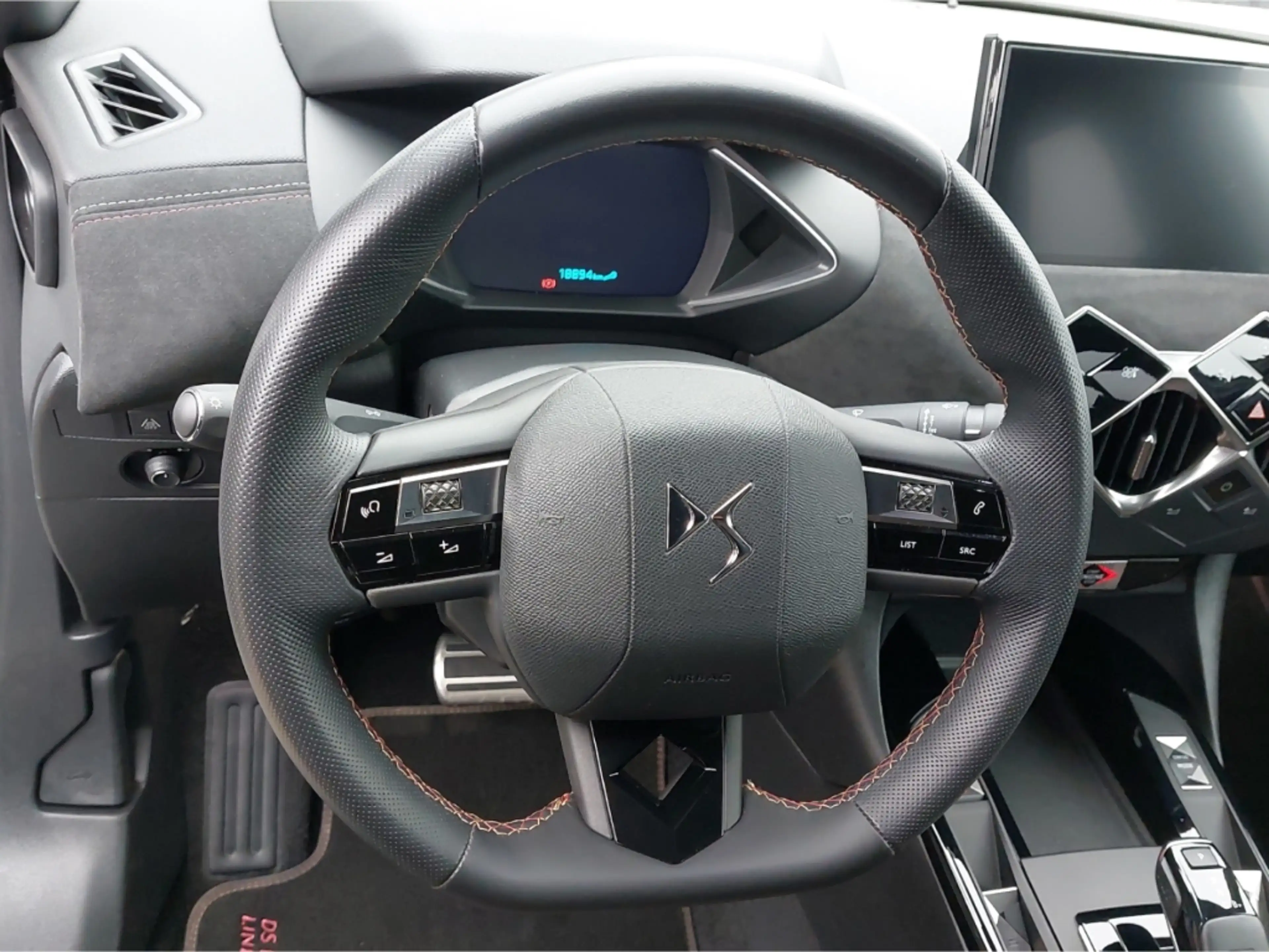 DS Automobiles DS 3 DS Crossback E-Tense Performance Line Navi LED  Ap — photo 10