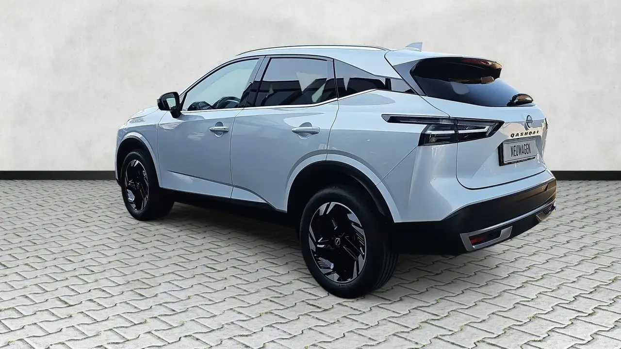 Nissan Qashqai 1.3 DIG-T X-Tronic N-Connecta / Winterp 20