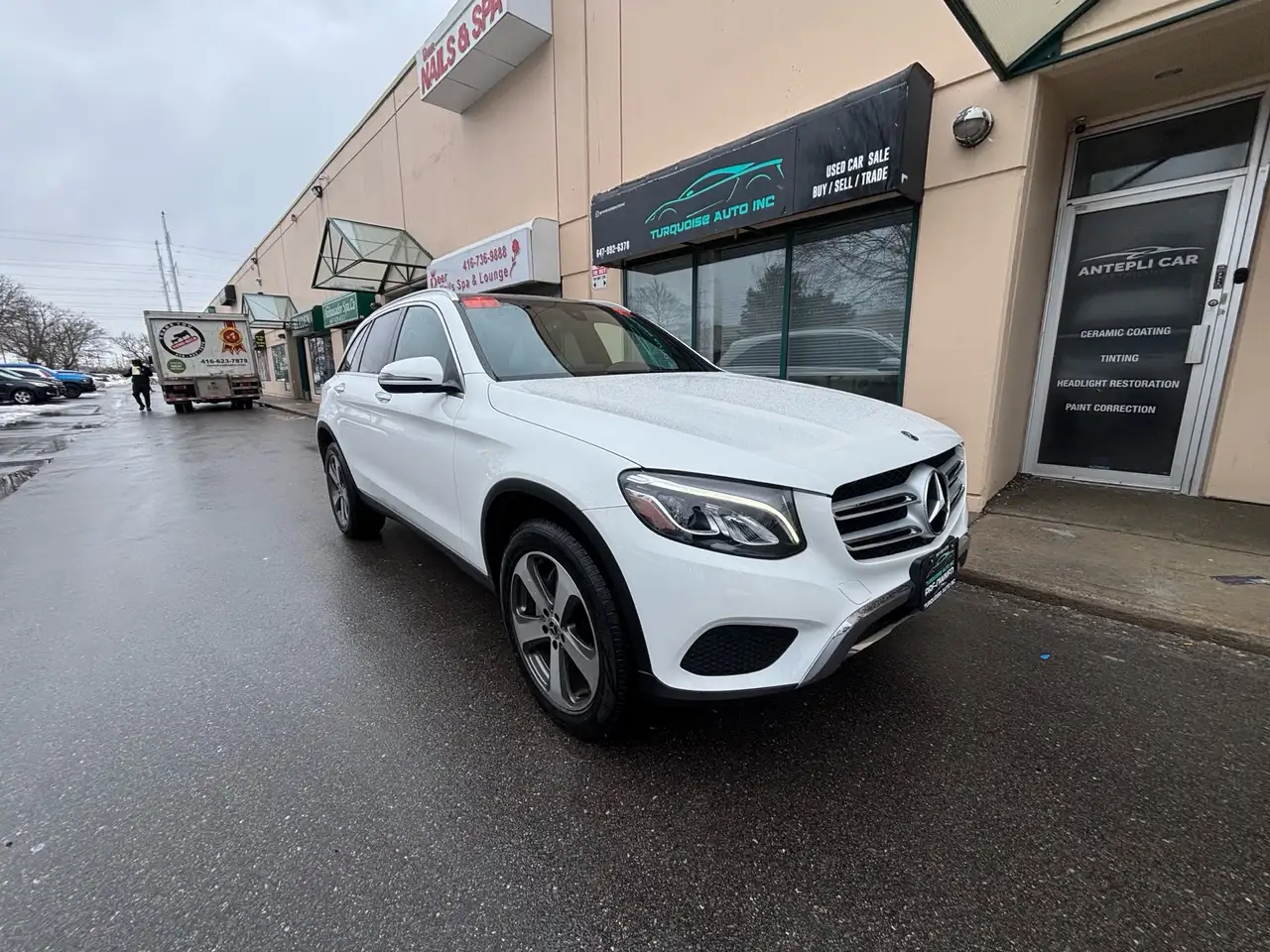 Mercedes-Benz GLC снимка Mercedes-Benz GLC