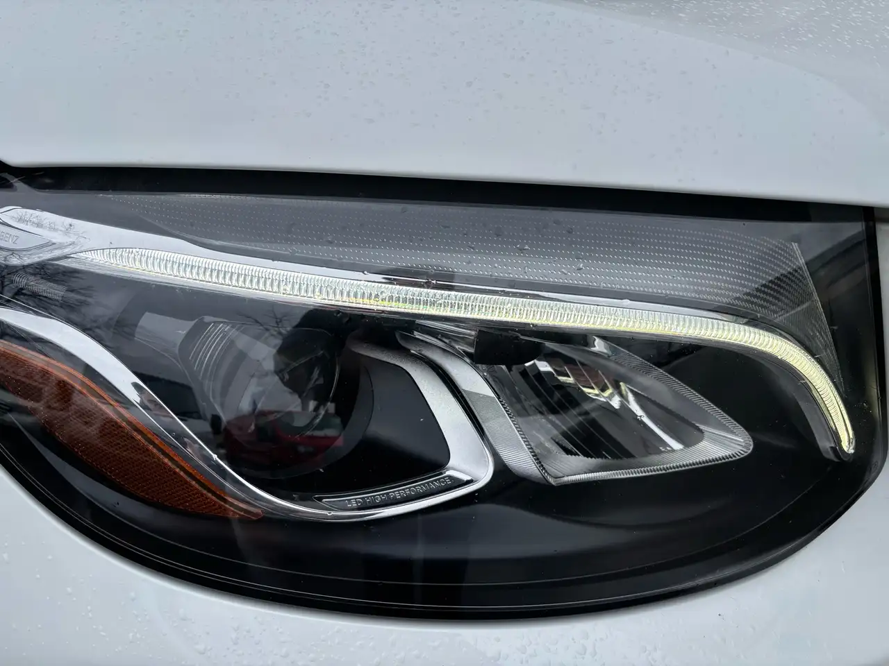Mercedes-Benz GLC снимка Mercedes-Benz GLC