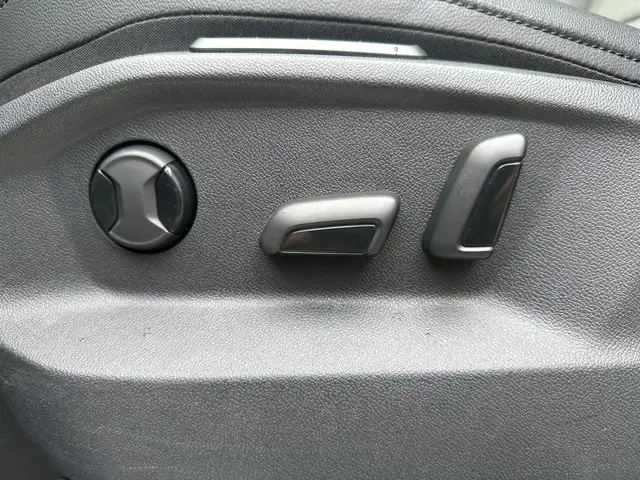 Volkswagen Tiguan view 9