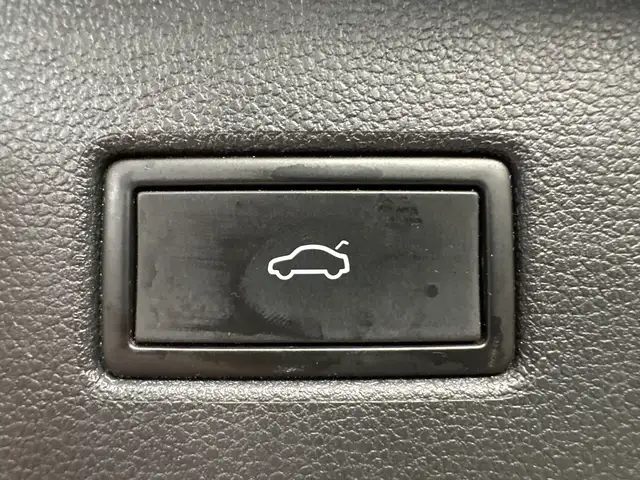 Volkswagen Tiguan view 7