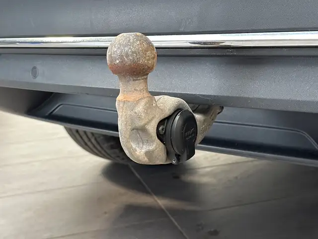 Volkswagen Tiguan view 8