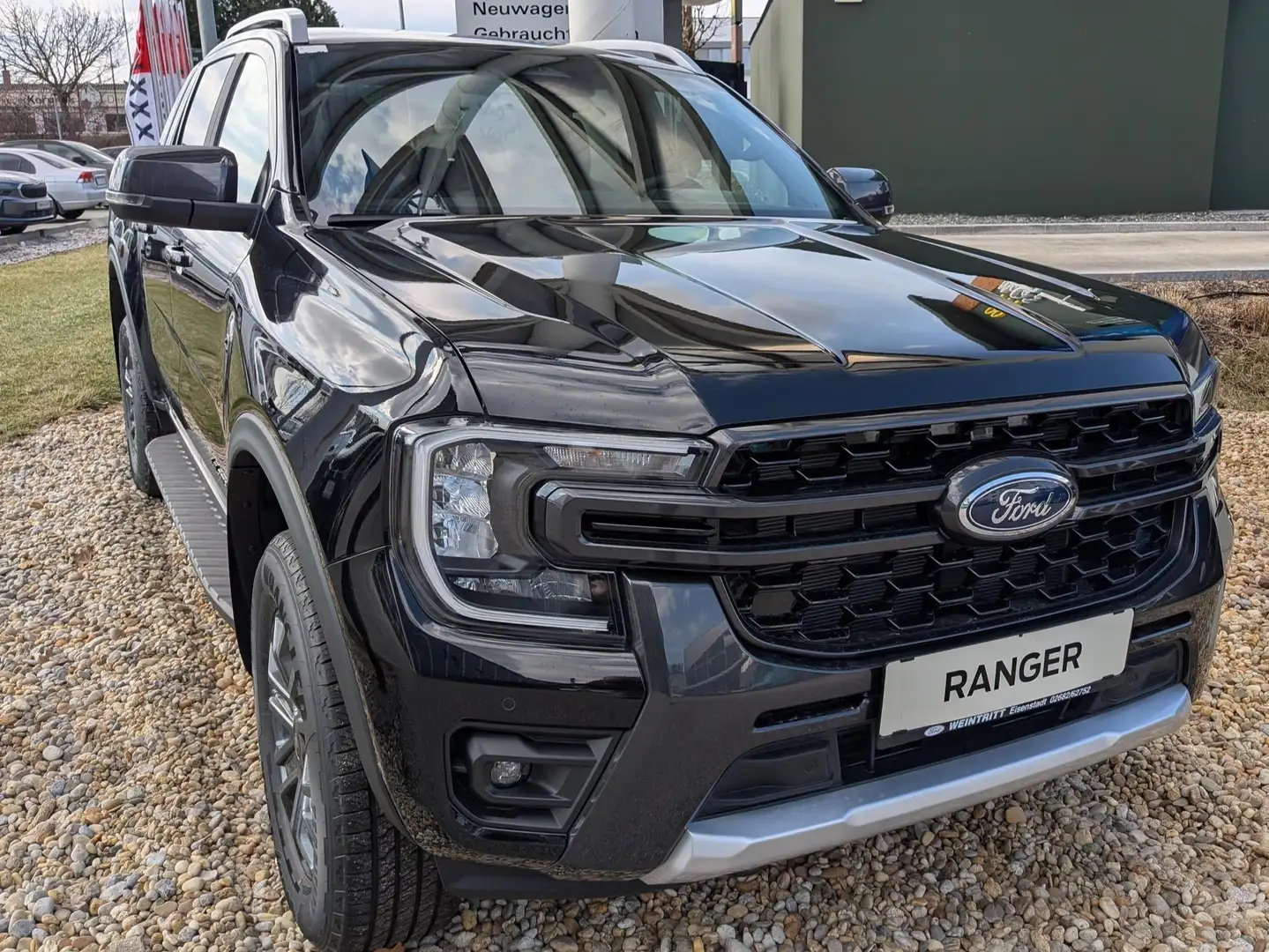 Ford Ranger Wildtrak e-4WD Doppelkabine NP: € 90042.- Schwarz - 2