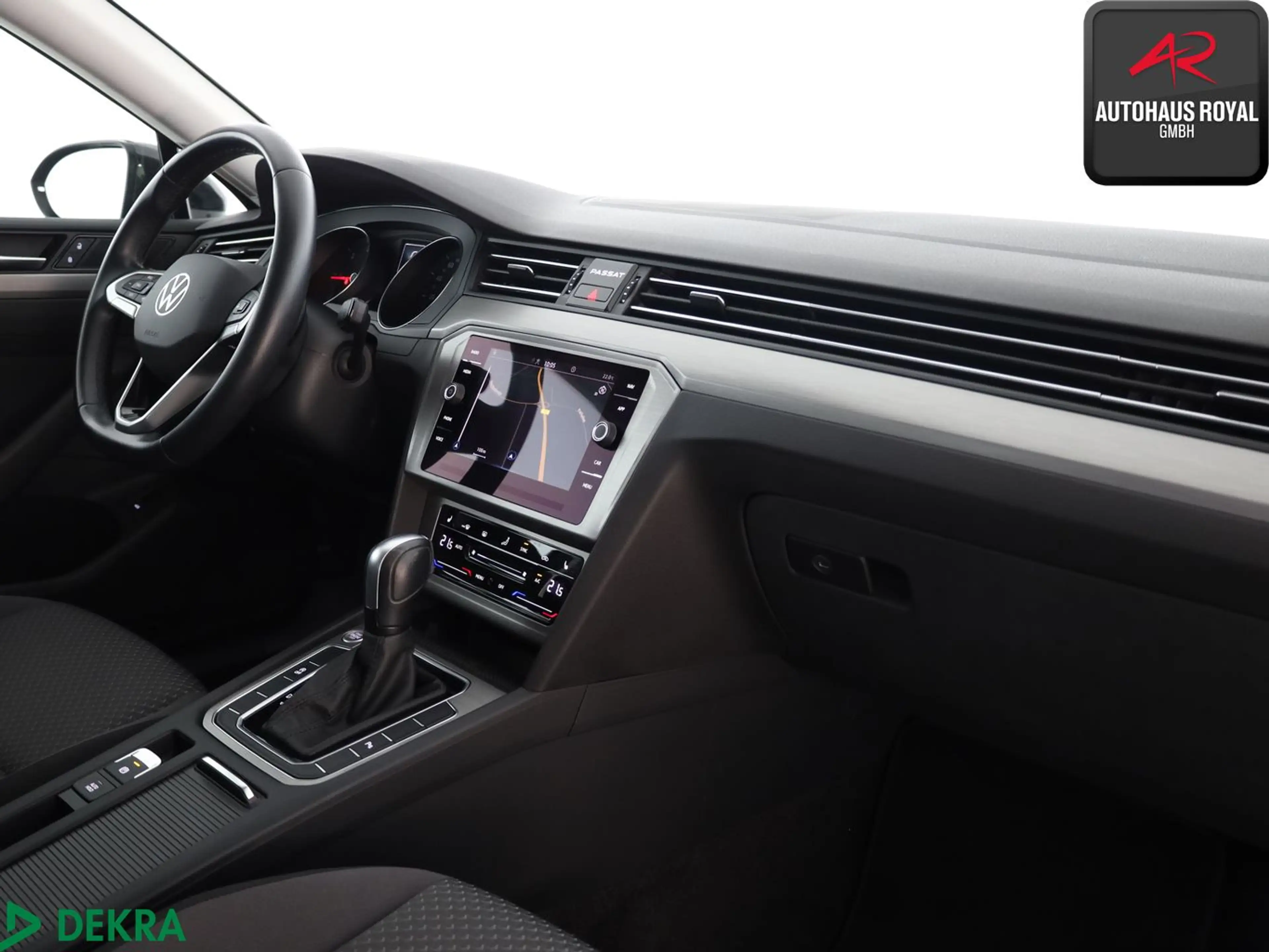 Volkswagen Passat Avant 2.0 TDI KAMERA,SITZHZ,NAVI,1.HAND — photo 10