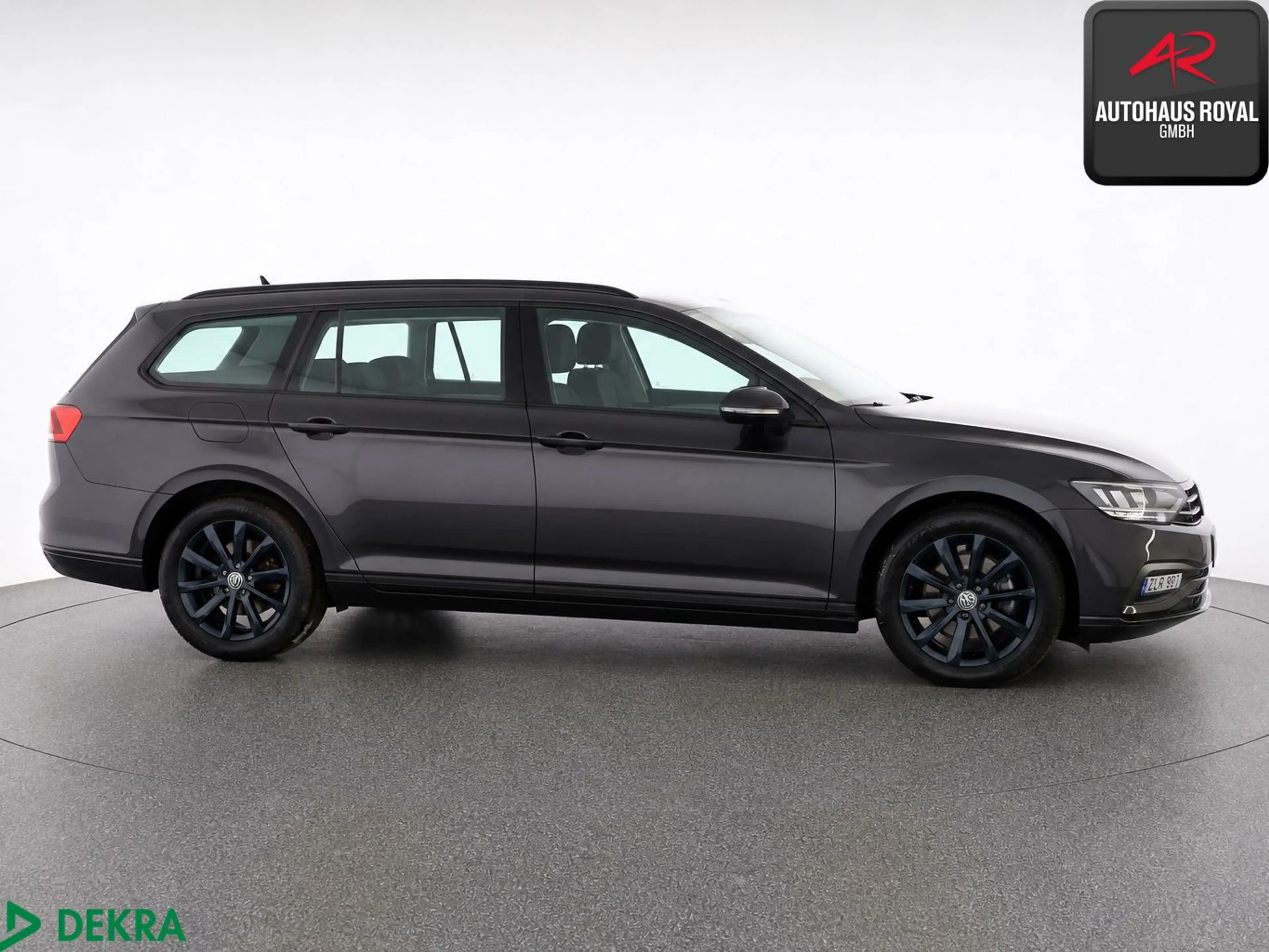Volkswagen Passat Avant 2.0 TDI KAMERA,SITZHZ,NAVI,1.HAND — photo 6