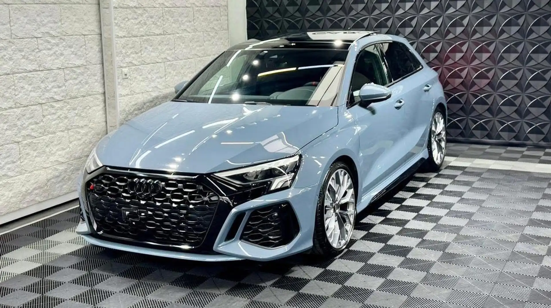Audi RS3 Sportback S tronic - 1
