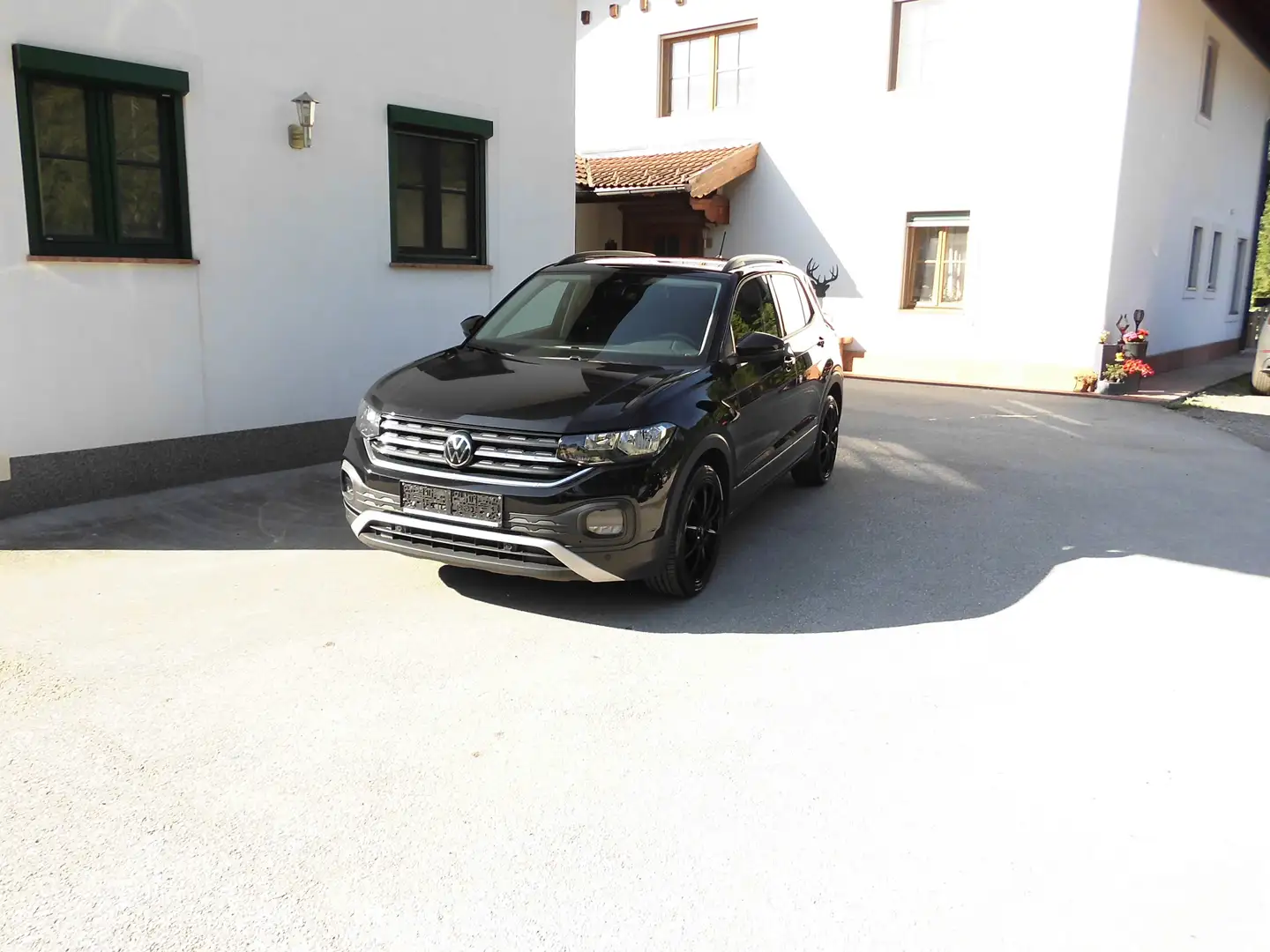 Volkswagen T-Cross 1,0 TSI Life Gutachten 4/2027 Schwarz - 2
