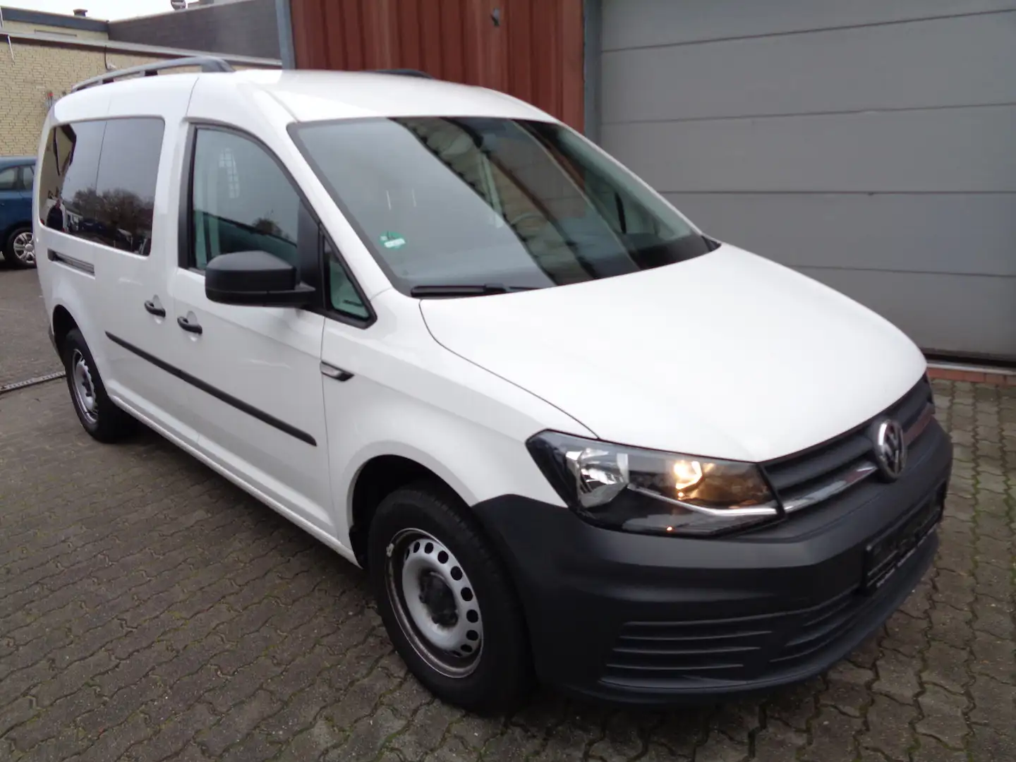 Volkswagen Caddy 2.0 TDI, DSG, Klimatr., PDC, SHZ Weiß - 1