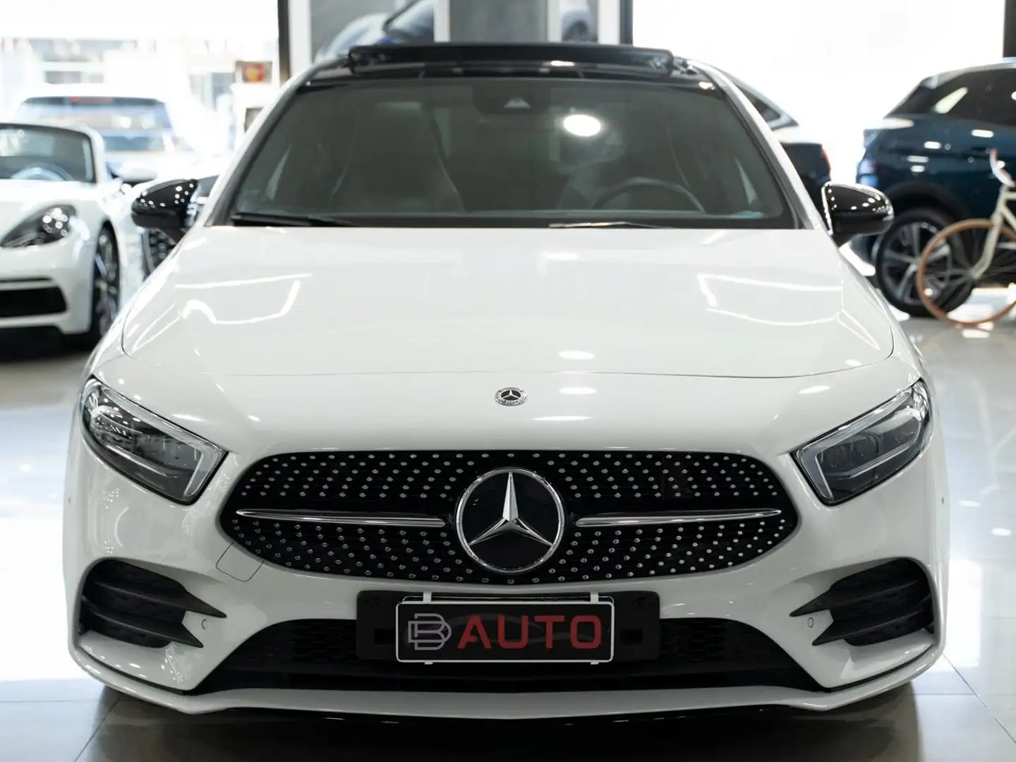 Mercedes-Benz A 180 D PREMIUM PLUS AMG TETTO PACK LUCI MULTIBEAM FULL Blanco - 2