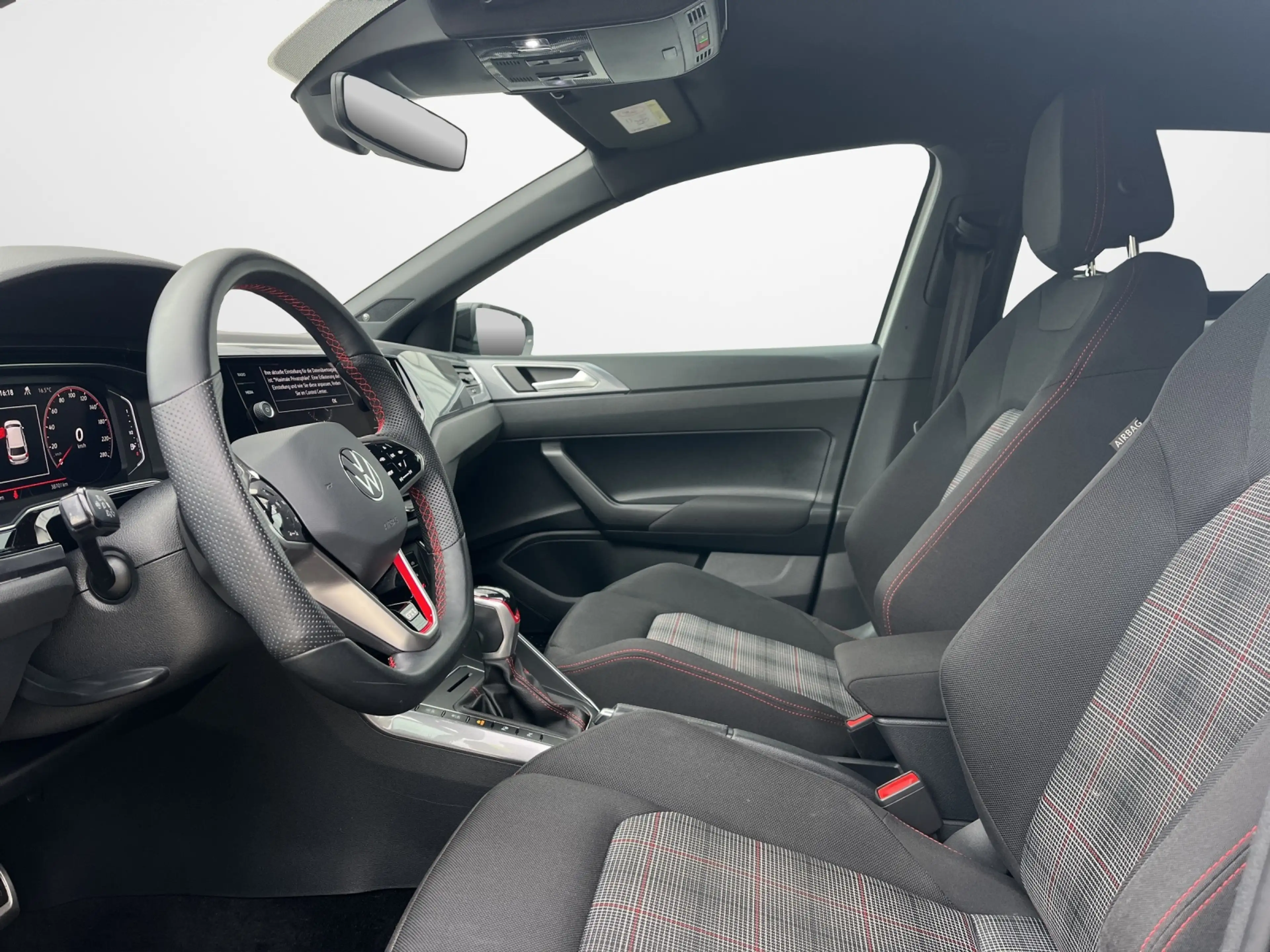 Volkswagen Polo GTI 2.0 TSI DSG — photo 7