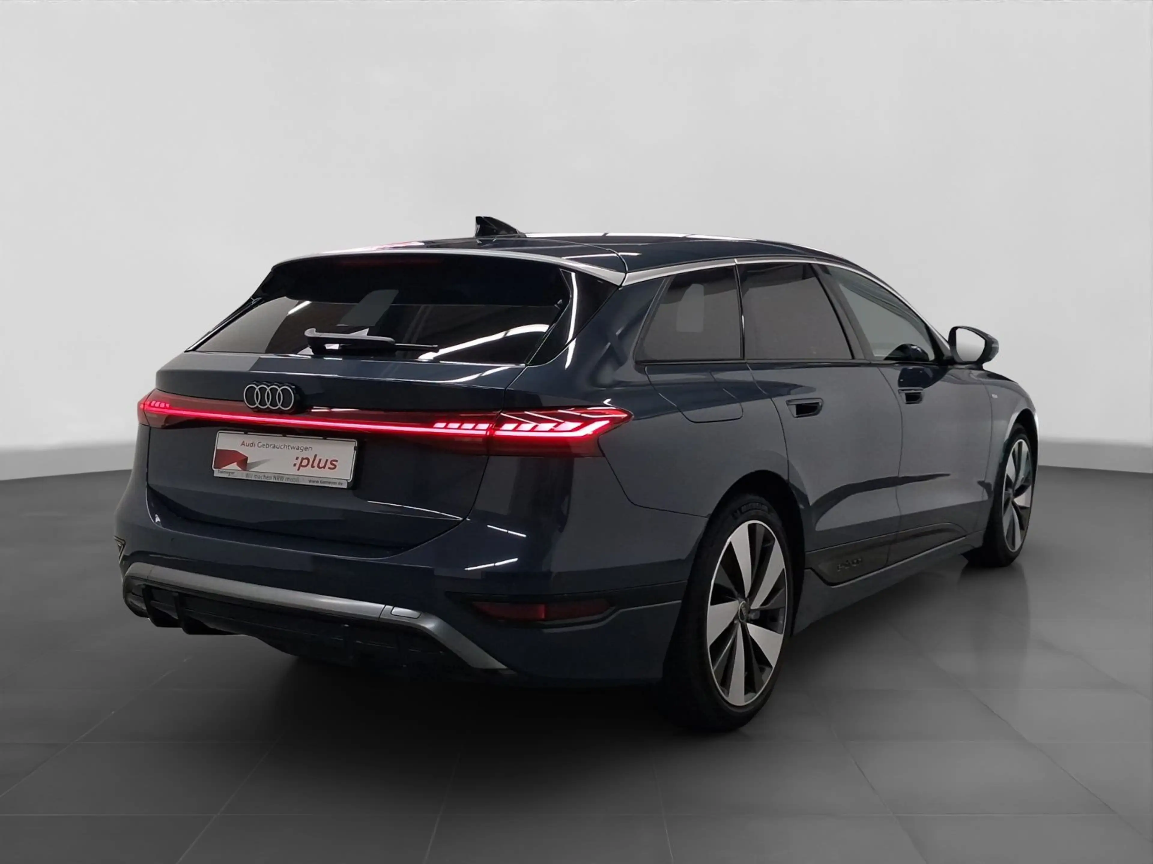 Audi A6 e-tron Q Performance S LINE LM20 AHK LE — photo 3