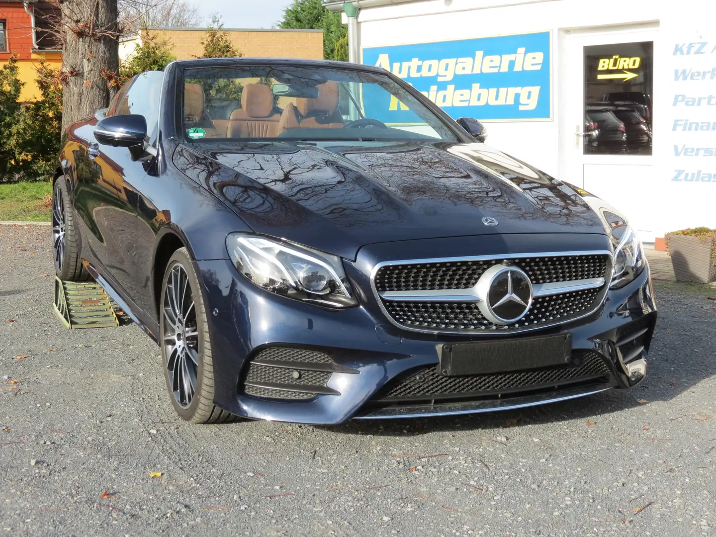 Mercedes-Benz E 450 E 450 4Matic AMG- Line Erst 36Tkm!!! Blauw - 1