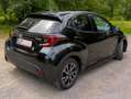 Toyota Yaris Yaris 1,5 VVT-i Hybrid Design Erstbesitz Garantie Automatik Vollhybrid Schwarz - thumbnail 3