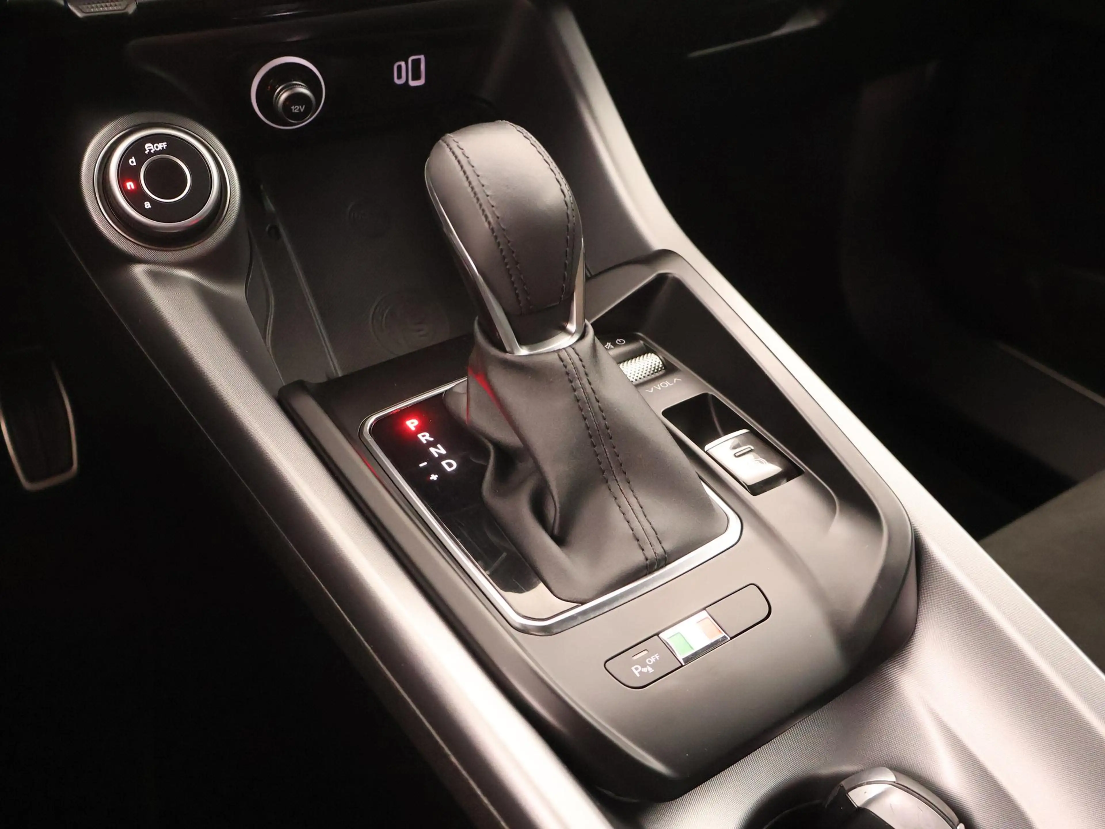 Alfa Romeo Tonale 1.5T Hybrid 160PK Edizione Speciale WINTERPACK|20I — photo 26