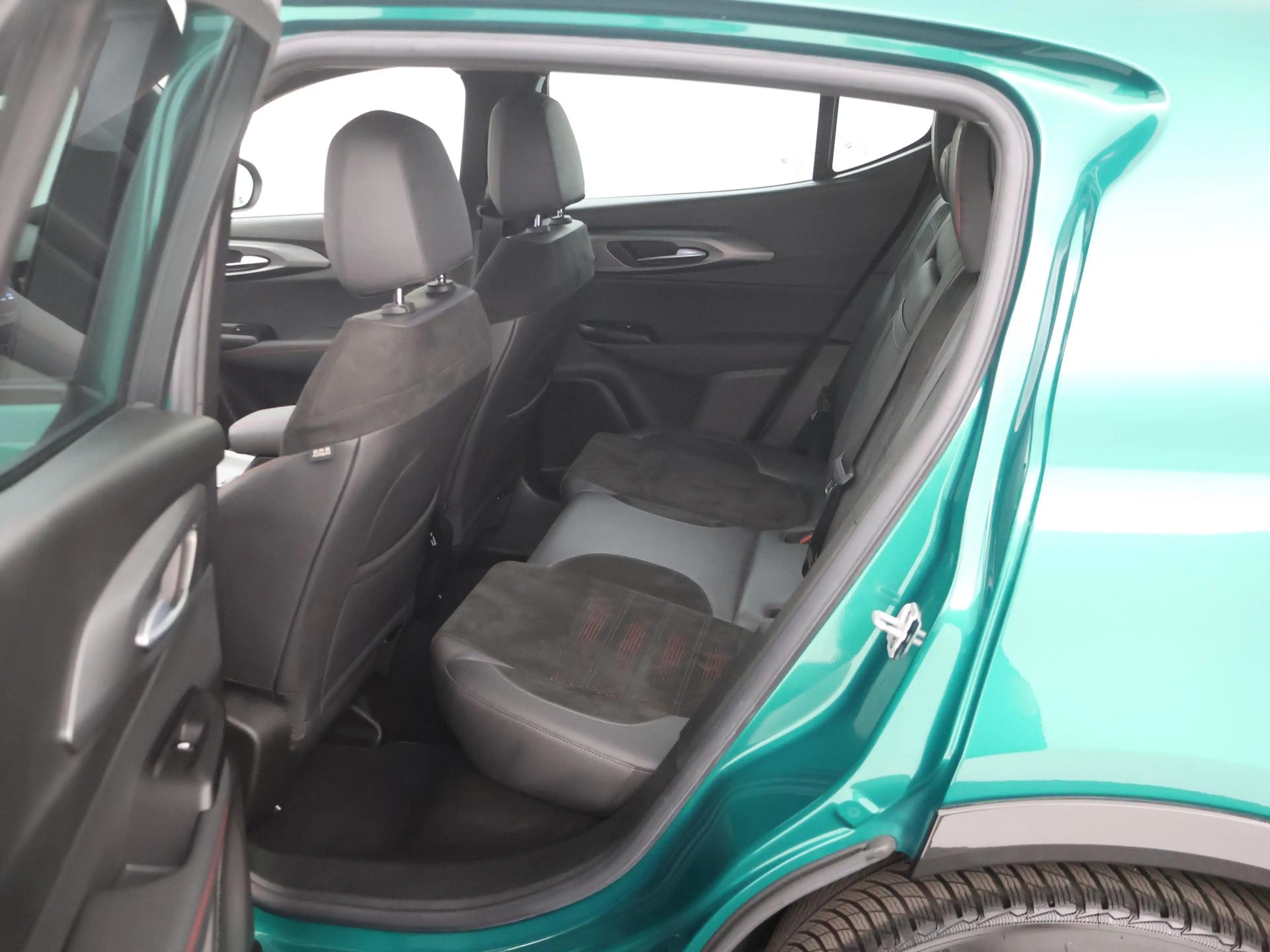 Alfa Romeo Tonale 1.5T Hybrid 160PK Edizione Speciale WINTERPACK|20I — photo 11