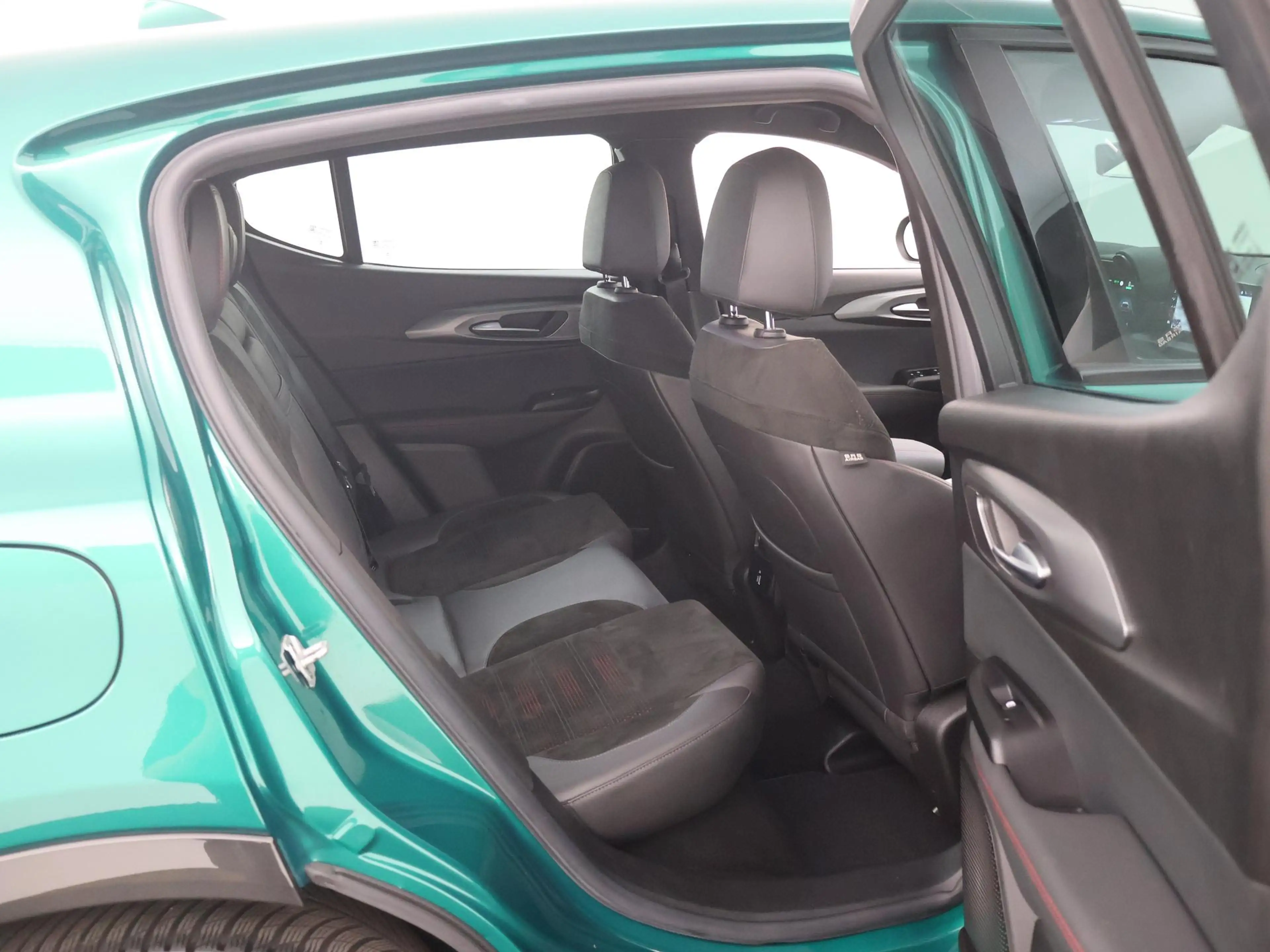 Alfa Romeo Tonale 1.5T Hybrid 160PK Edizione Speciale WINTERPACK|20I — photo 32