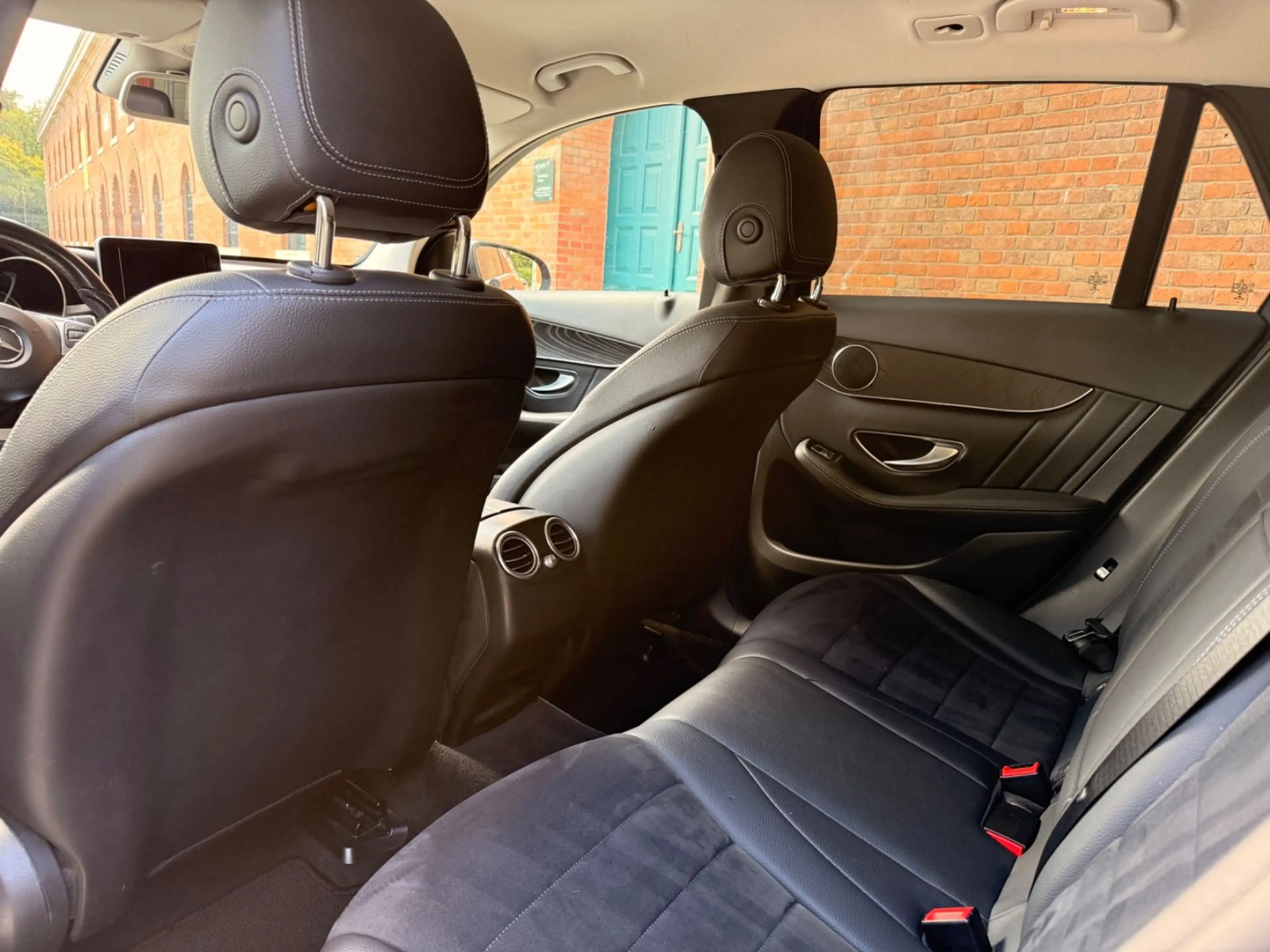Mercedes-Benz GLC 350 E 4Matic*Navi*SHZ*Alcantara*EURO6* — photo 15
