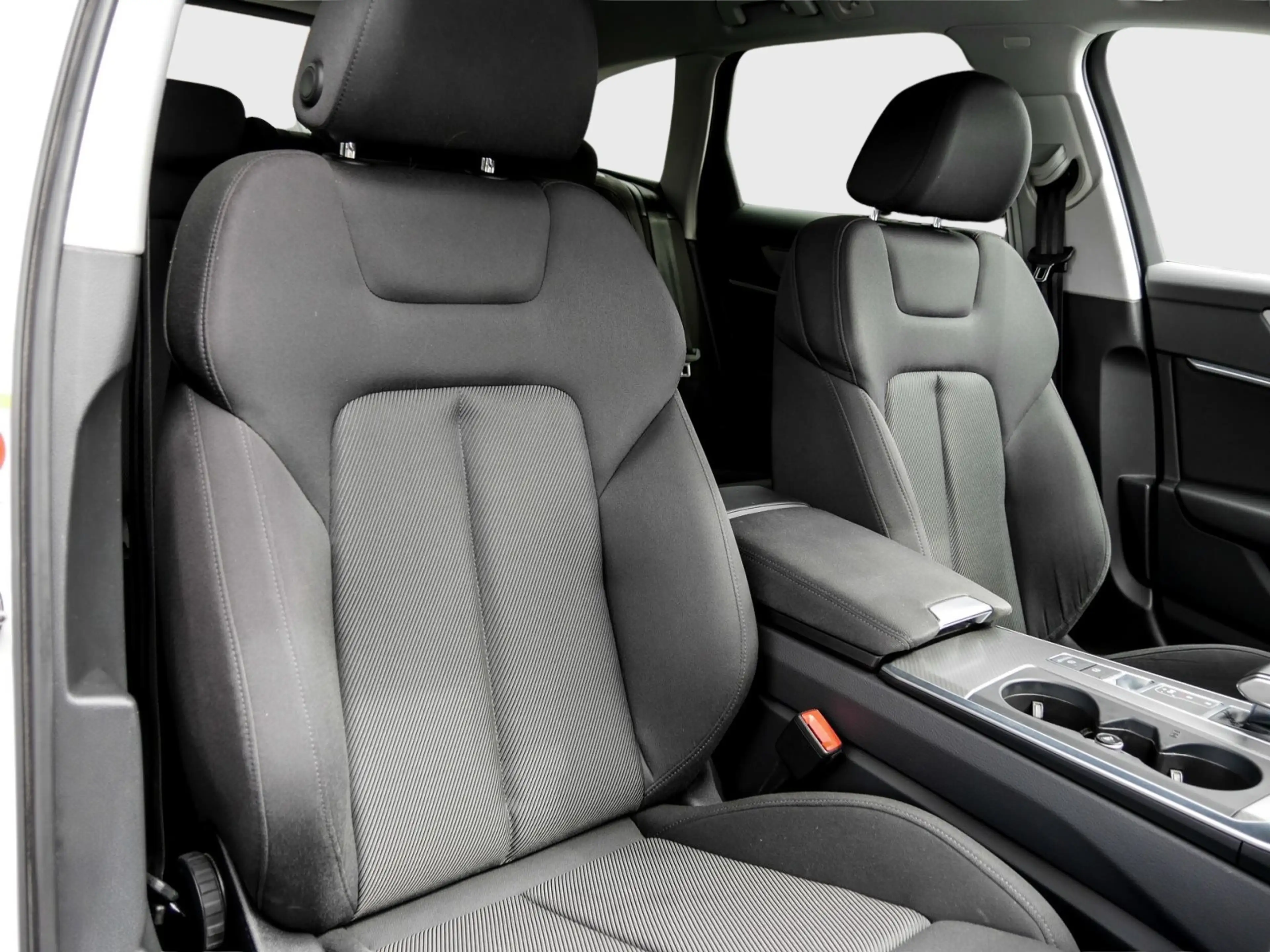 Audi A6 Avant sport 40 TDI S tronic Navi+ AHK RKamera Tour — photo 6