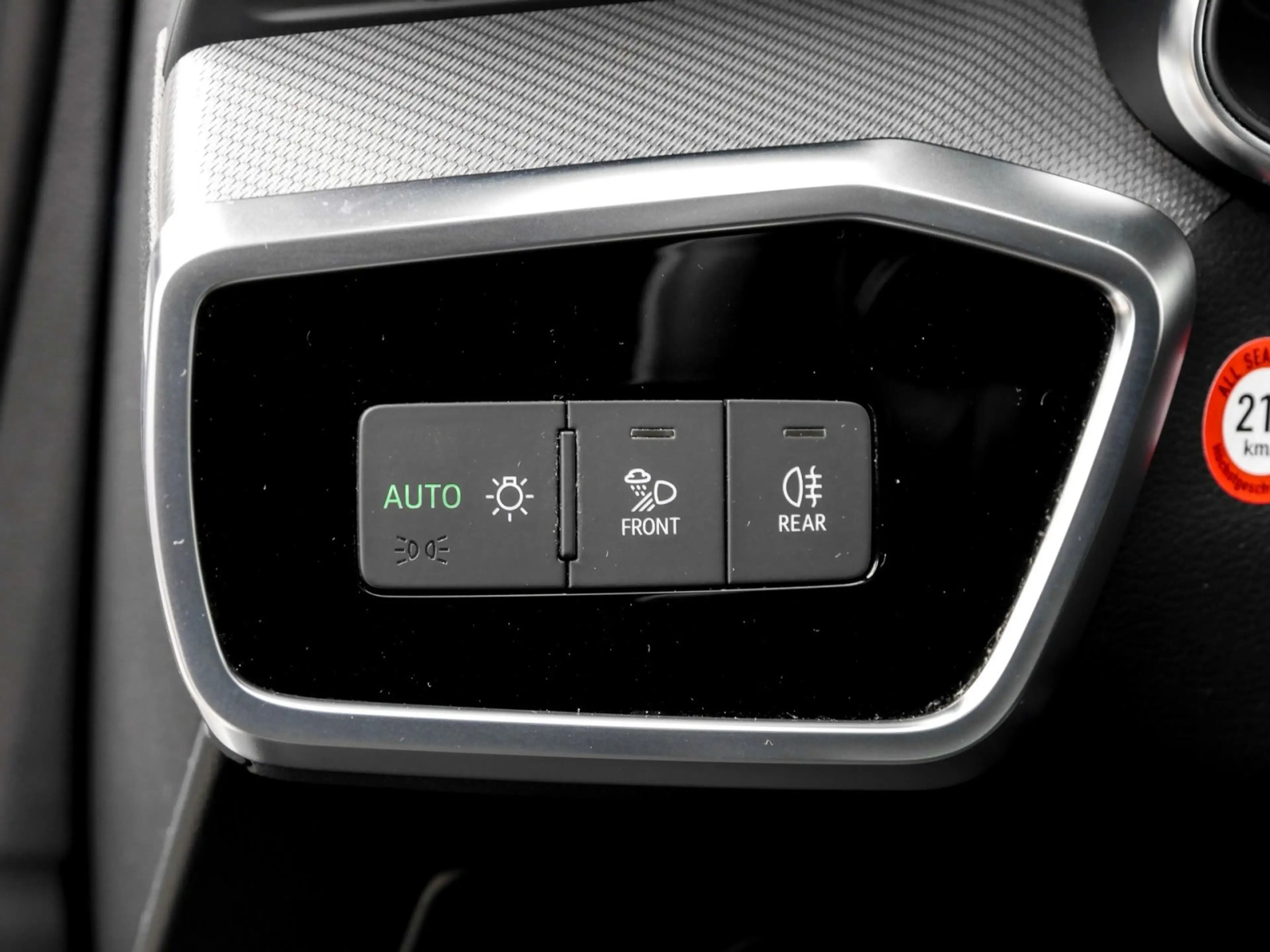 Audi A6 Avant sport 40 TDI S tronic Navi+ AHK RKamera Tour — photo 15