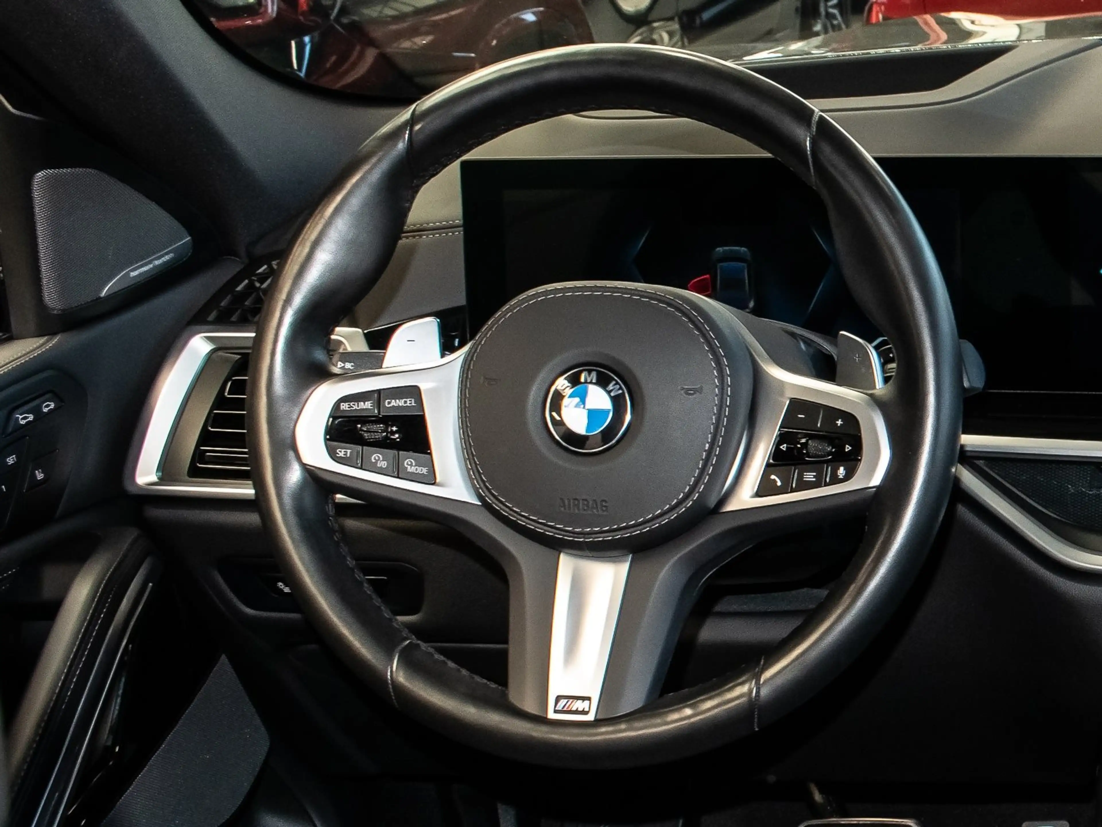 BMW X6 xDrive30d M Sport PANO AHK RFK NAVI Standh. — photo 11
