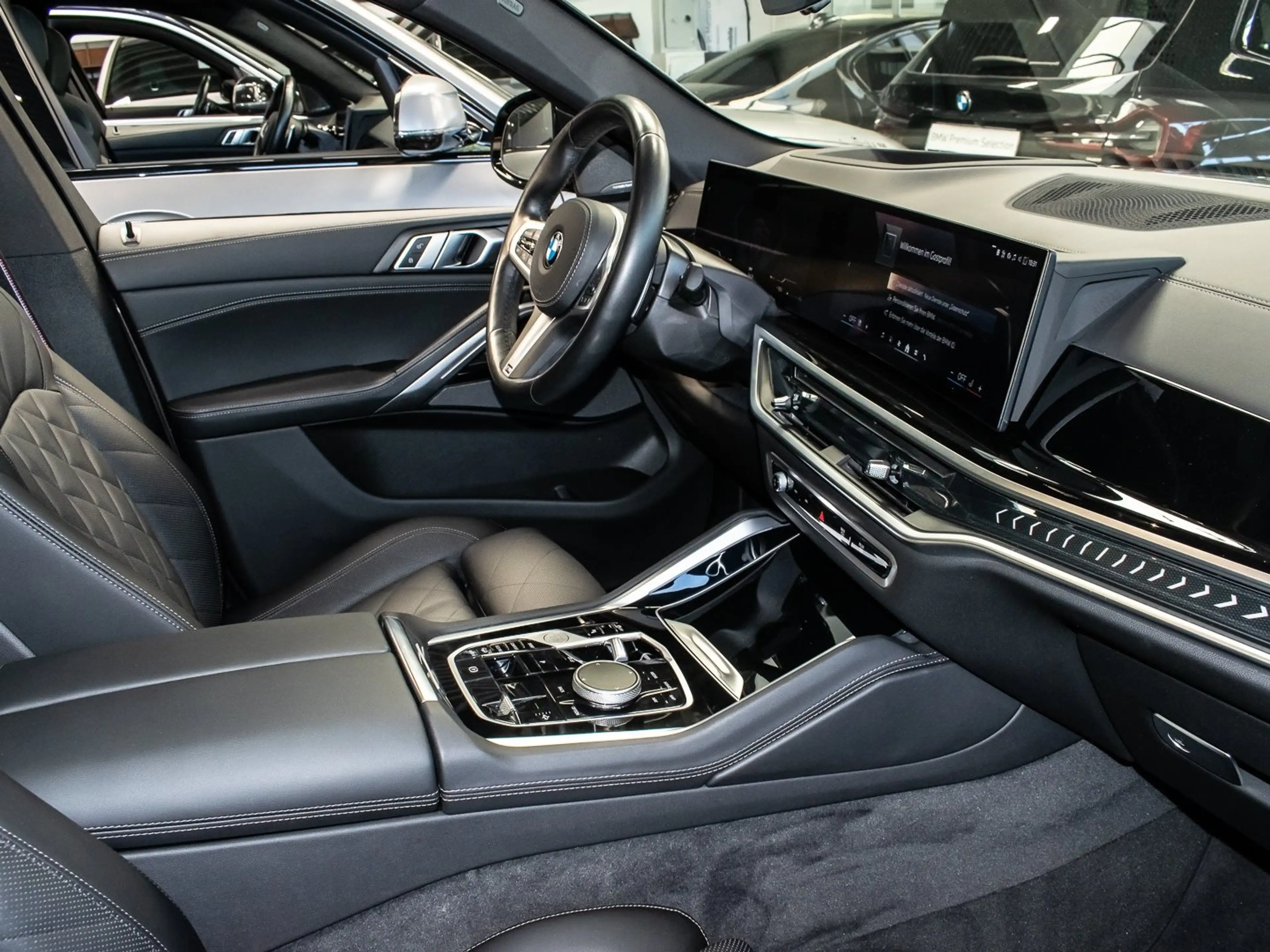 BMW X6 xDrive30d M Sport PANO AHK RFK NAVI Standh. — photo 7