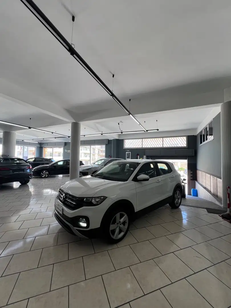 Volkswagen T-Cross 1.0 TSI Style Wit - 1