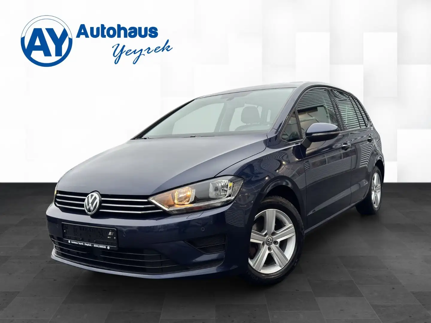 Volkswagen Golf Sportsvan 2.0 TDI *NAV*AHK*SHZ*PDC*GRA* Blau - 1