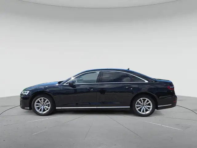 Audi A8 view 6