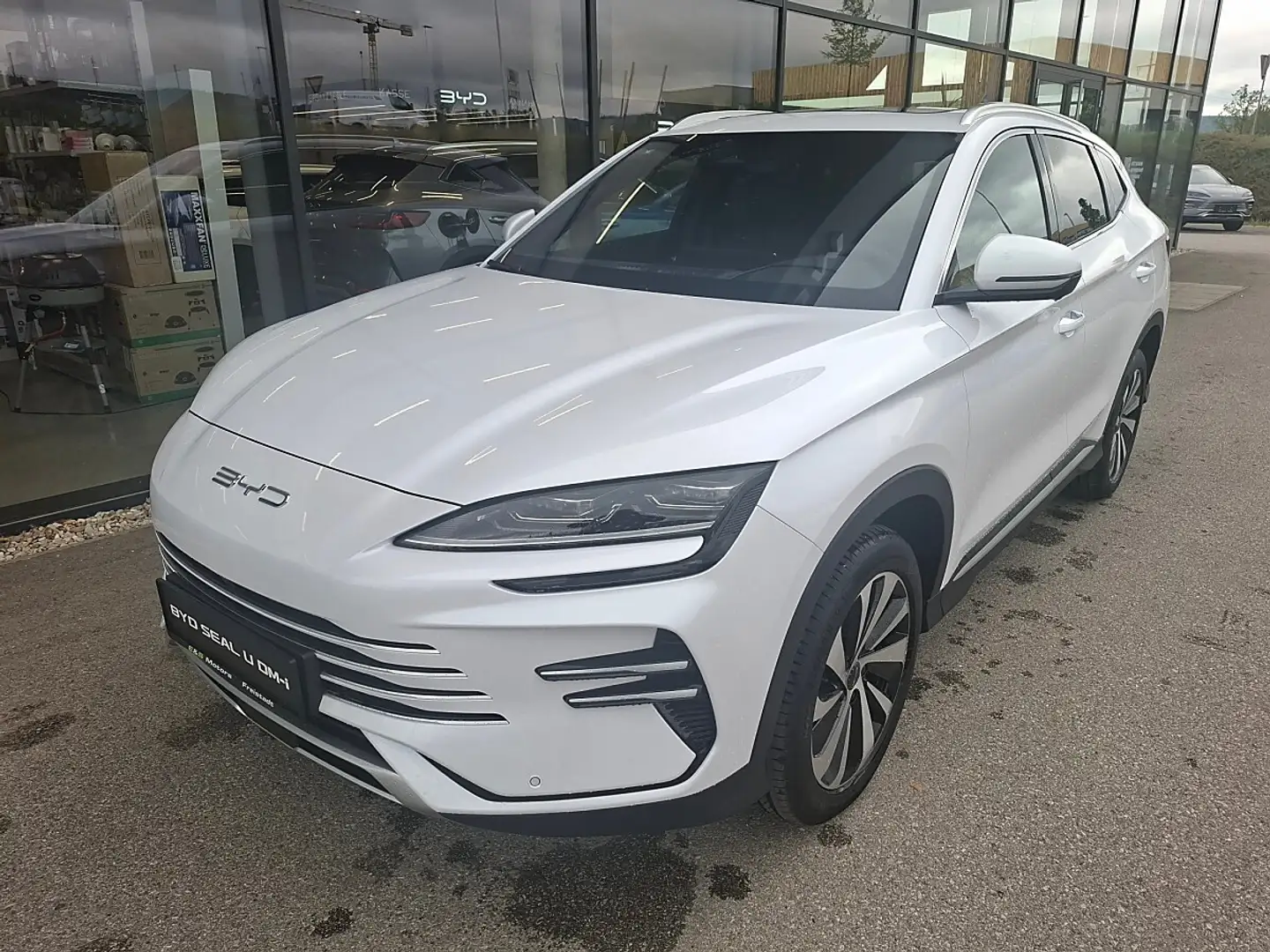 BYD Seal U DM-i PHEV 18,3kWh AWD Design Österreich Paket Weiß - 1