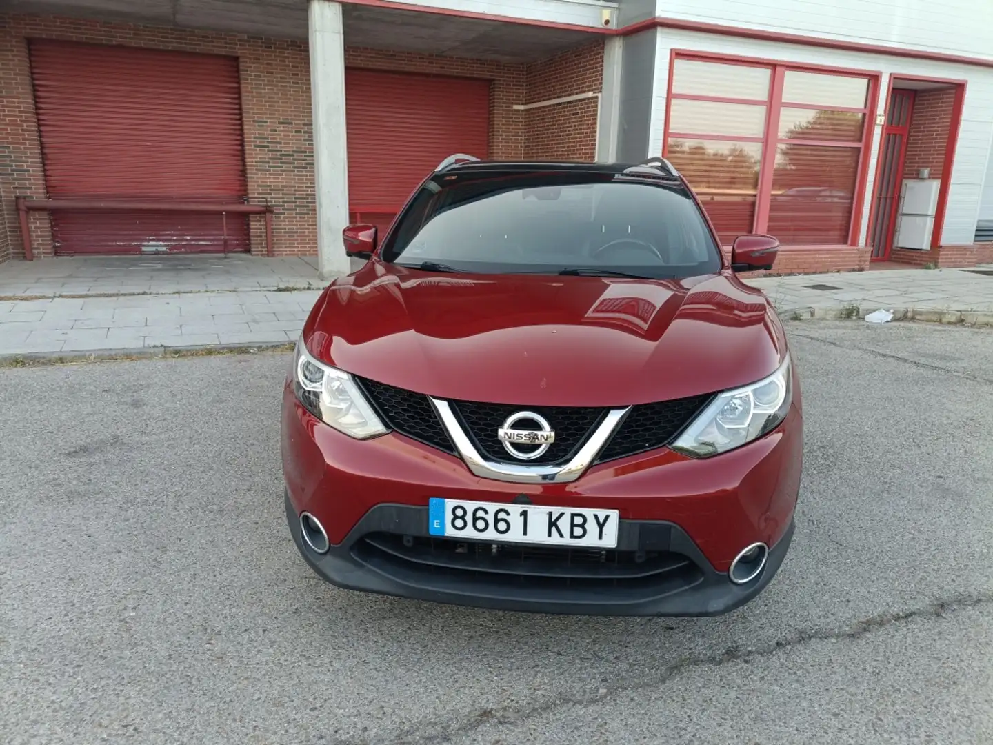 Nissan Qashqai 1.6dCi N-Connecta 4x2 Burdeos - 2