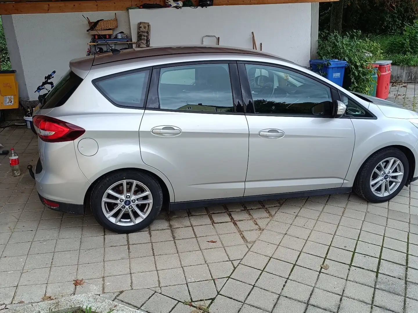 Ford C-Max 1.5 TDCi Start-Stop-System Business Edition Gris - 1