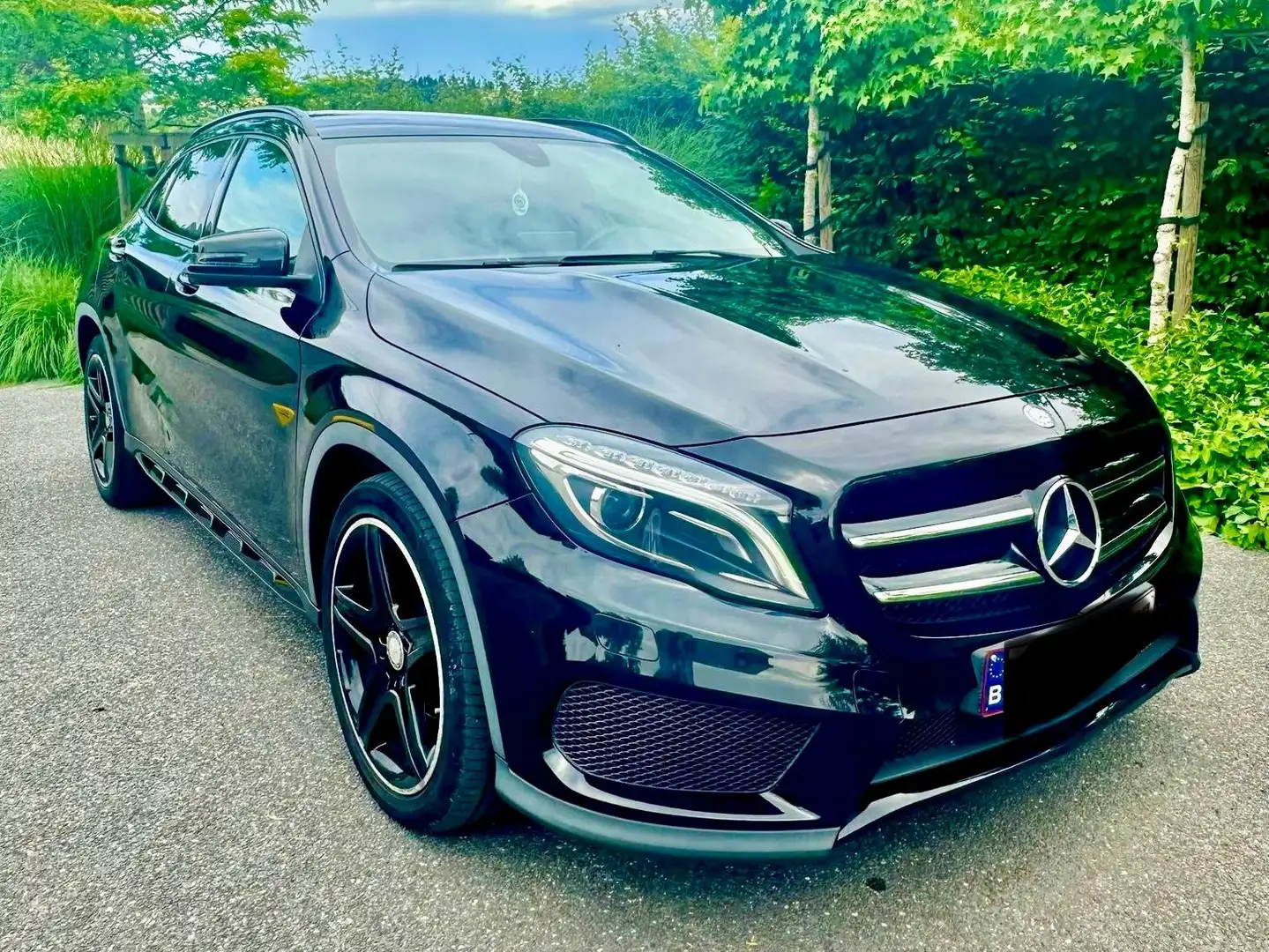 Mercedes-Benz GLA 180 GLA 180 d AMG LINE Noir - 1
