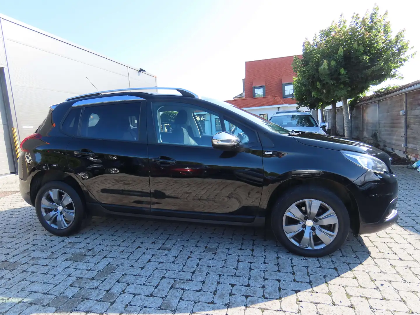 Peugeot 2008 2008 BlueHDi 100 STOP Gris - 2
