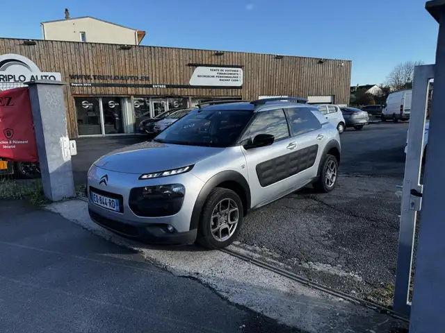 Citroen C4 Cactus 1.6 BlueHDi - 100 Shine Gps + Clim + Camera AR
