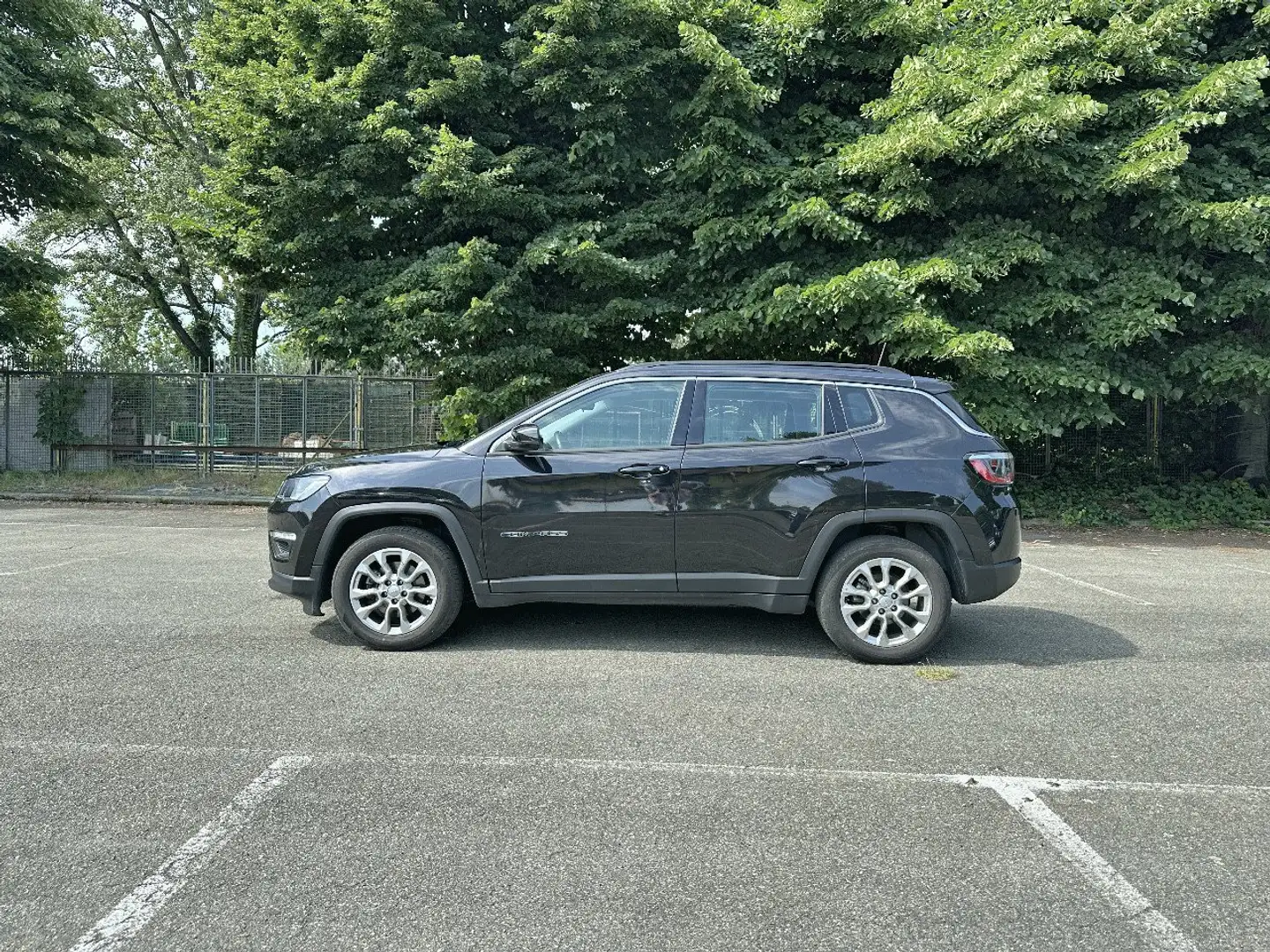 Jeep Compass 1.3 Turbo T4 96kW Longitude Černá - 2