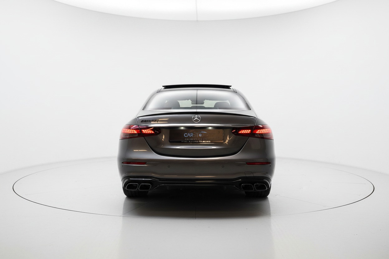 Mercedes-Benz E 200 AMG NIGHT PANO SFEER 360 LEER — photo 7