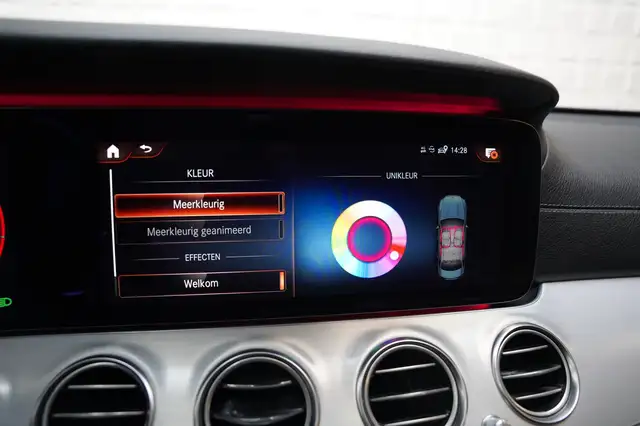 Mercedes-Benz E Class view 19