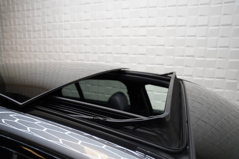 Mercedes-Benz E 200 AMG NIGHT PANO SFEER 360 LEER — photo 10