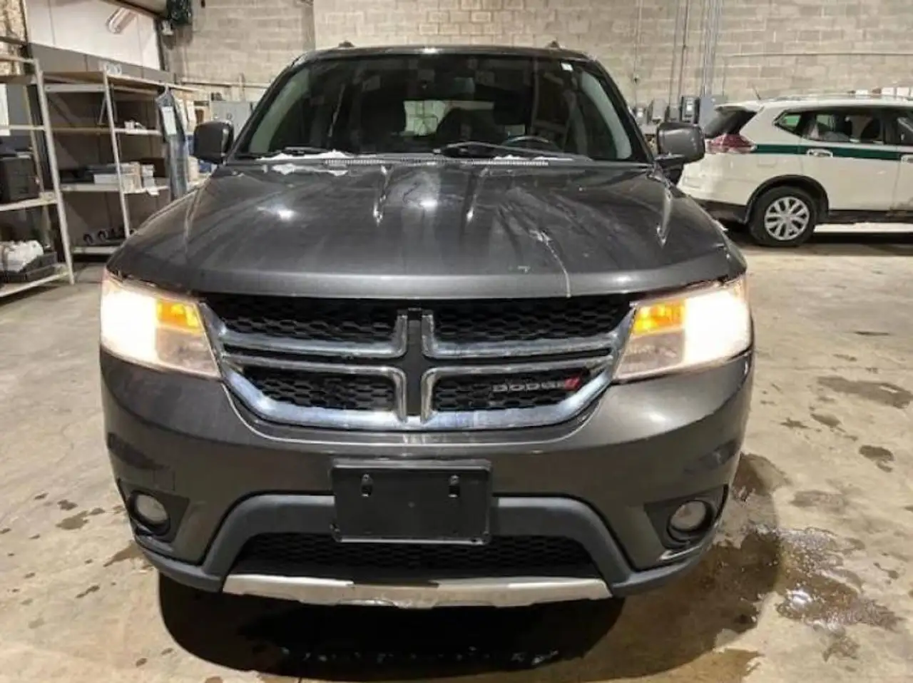 Dodge Journey снимка Dodge Journey