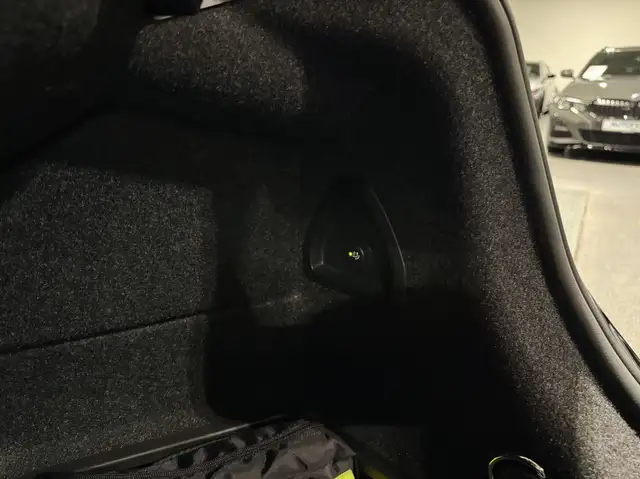 BMW I5 view 13