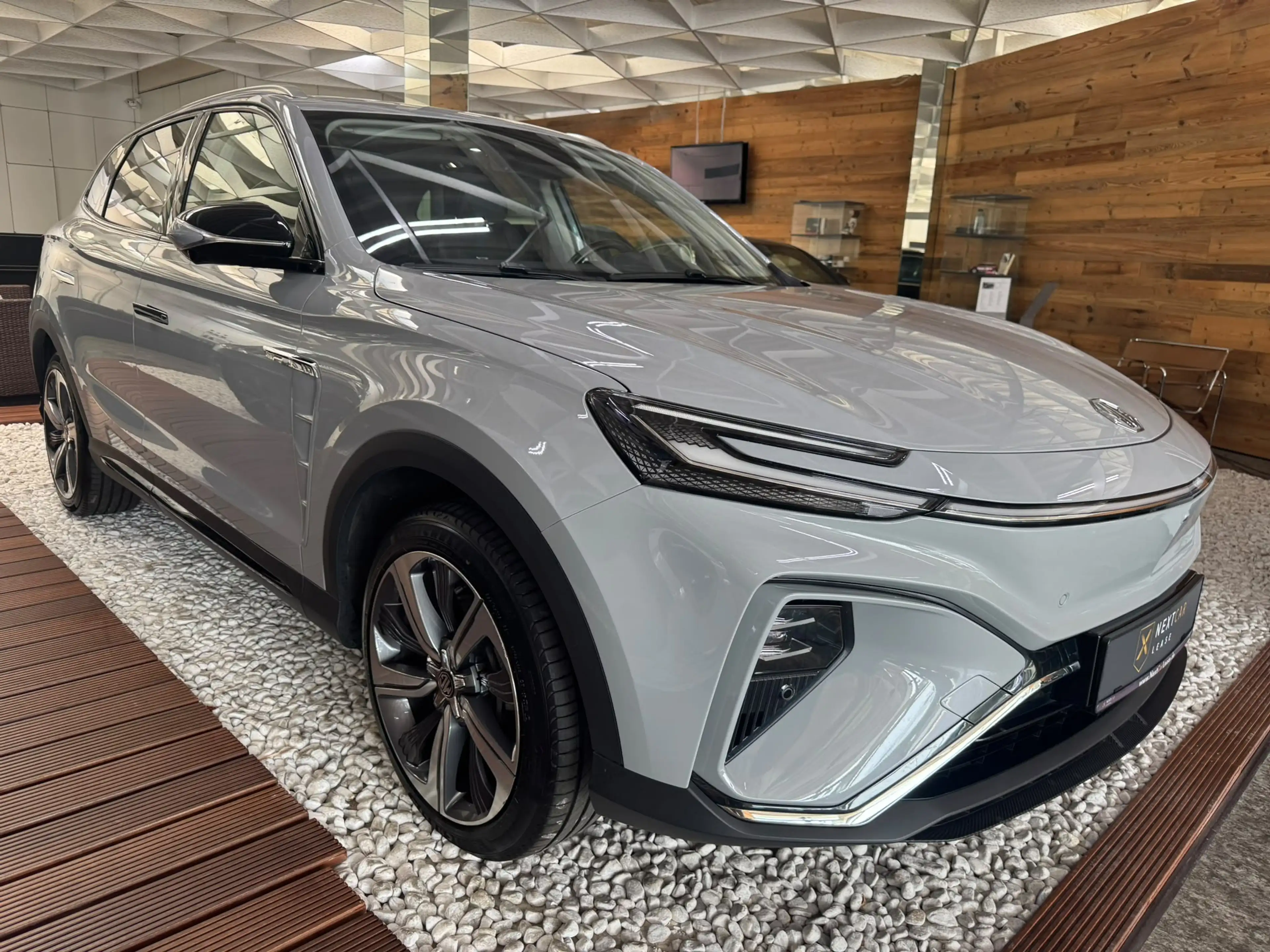 MG Marvel R Performance BOSE Pano Sitzbelüftung Mem — photo 3