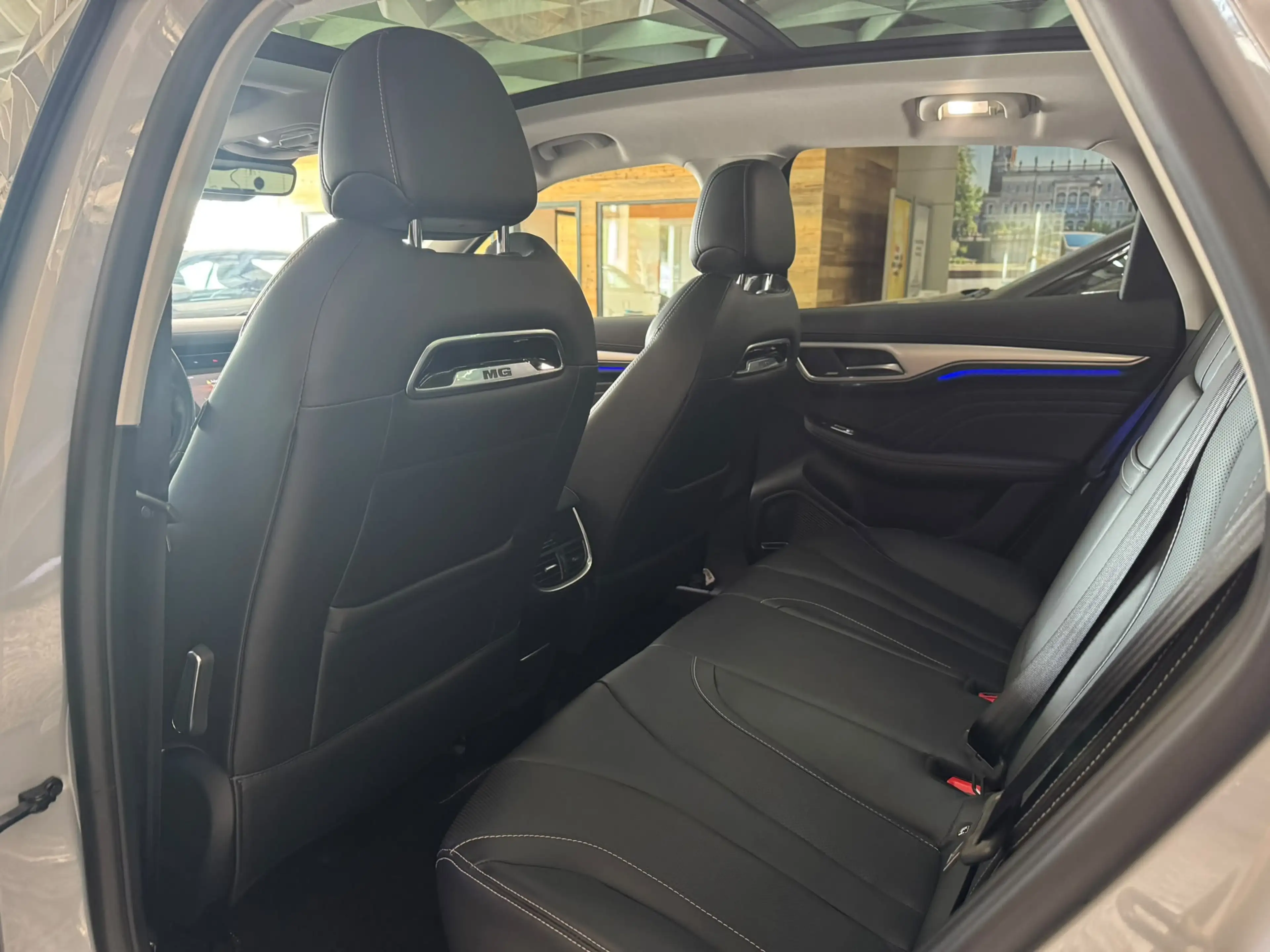 MG Marvel R Performance BOSE Pano Sitzbelüftung Mem — photo 9