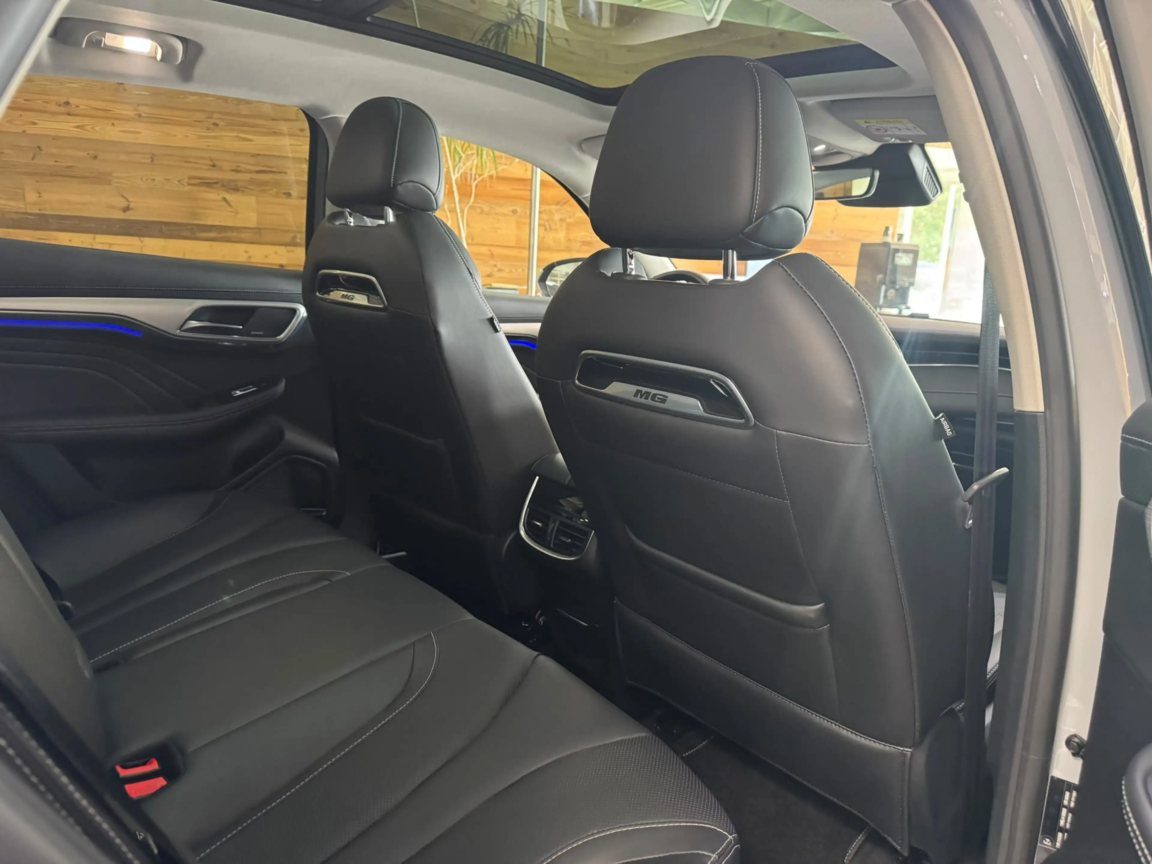 MG Marvel R Performance BOSE Pano Sitzbelüftung Mem — photo 10